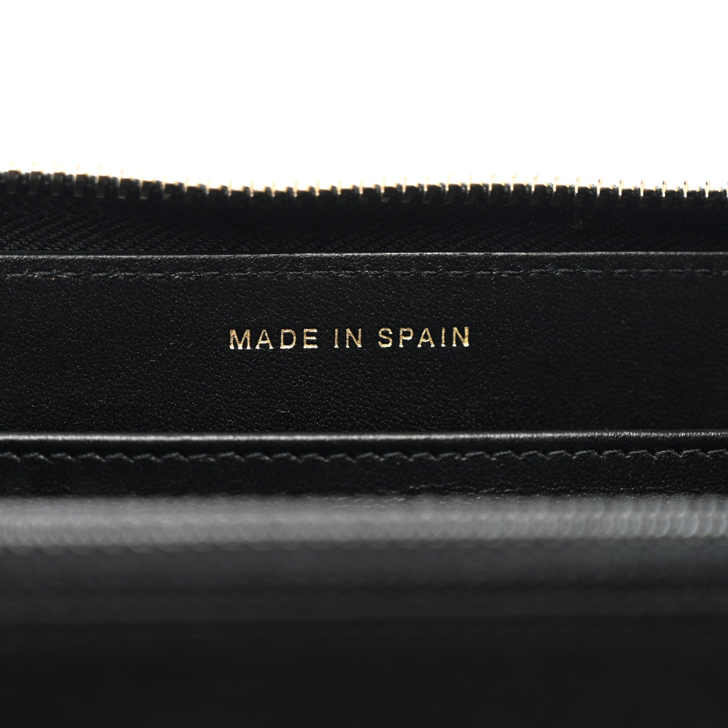 Caviar Quilted Filigree Zip Around Wallet Navy Black