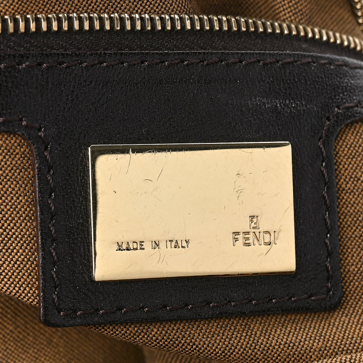 Zucca Small Chef Chain Hobo Tobacco