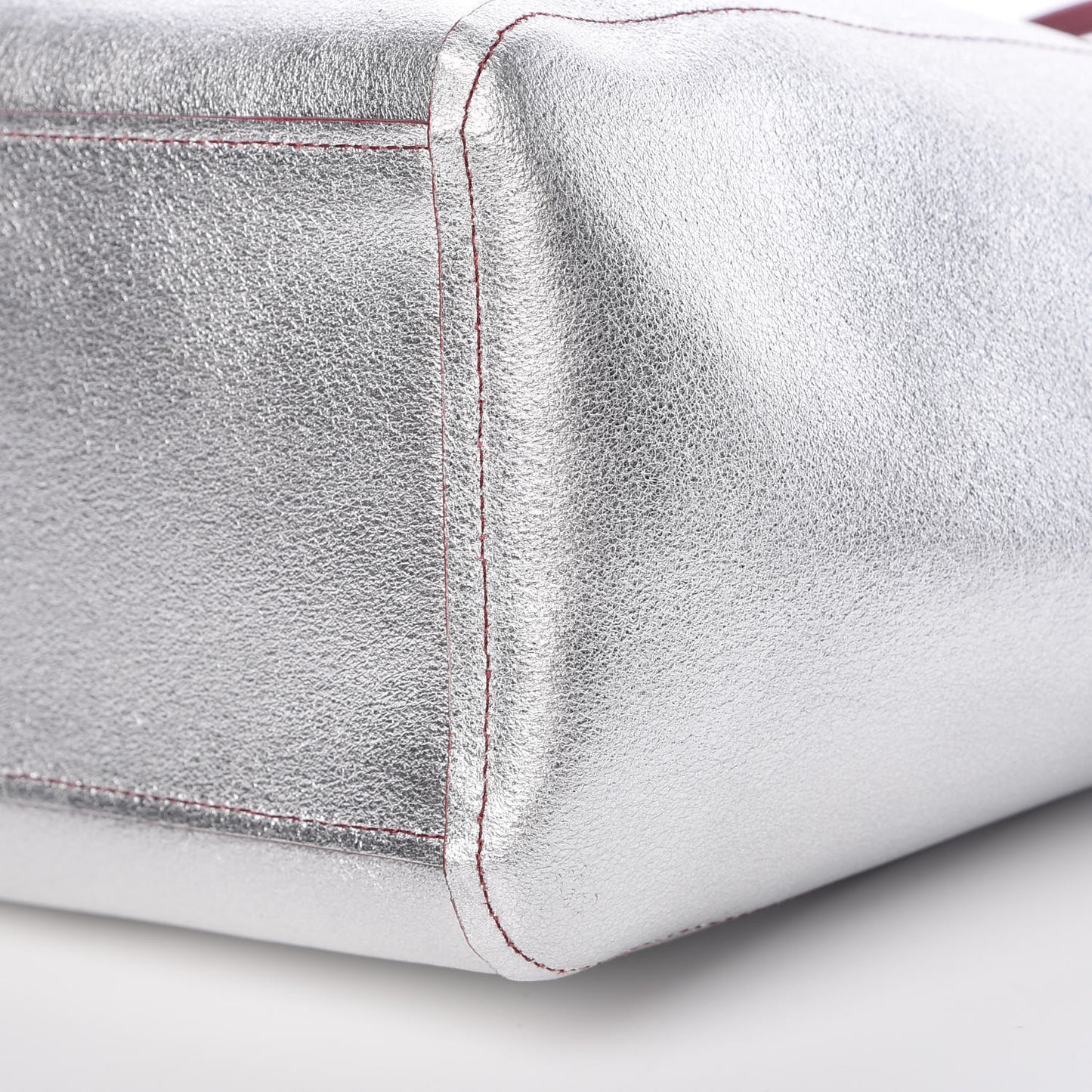 Grained Calfskin Medium Reversible Wandel Tote Ruby Tan