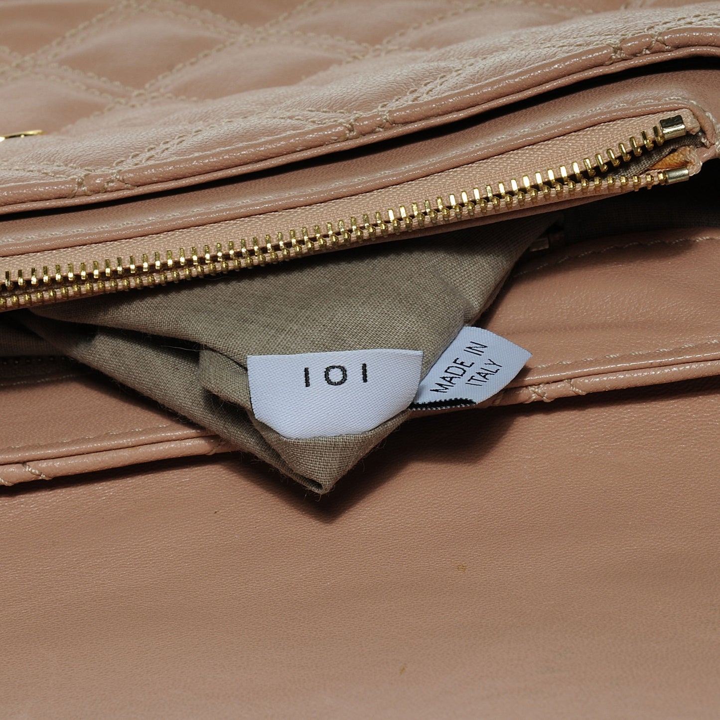 Leather Quilted The L Single Shoulder Bag Blush