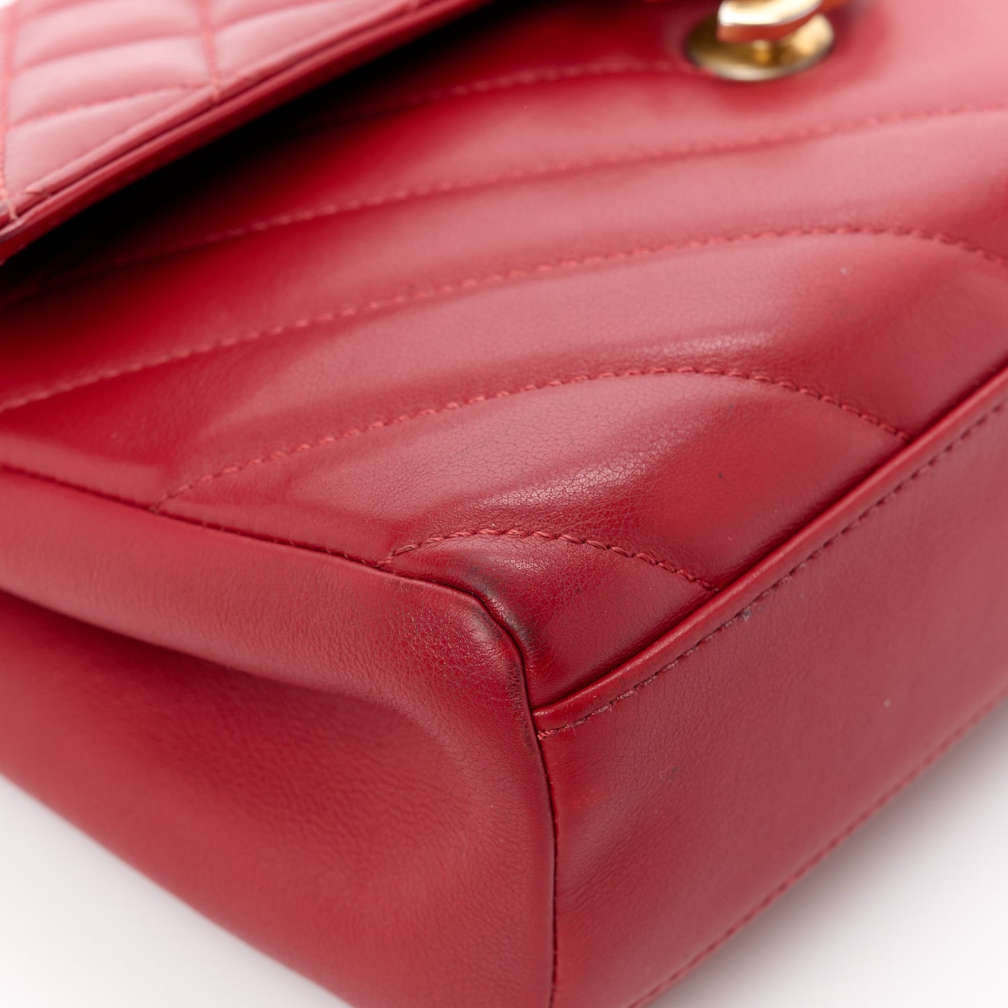 Calfskin Quilted Chevron In The City Bag Red