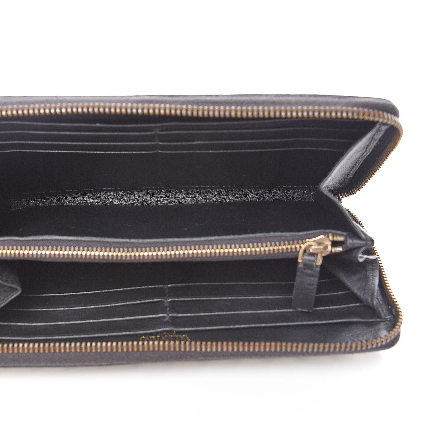 Valentino Garavani Calfskin Rockstud Zip Around Wallet Black 4 of 14