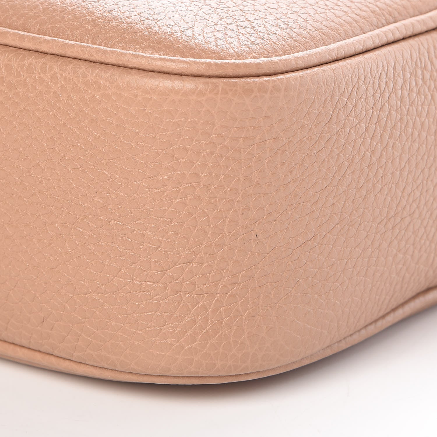 Gucci Pebbled Calfskin Small Soho Disco Bag Camelia 9 of 9