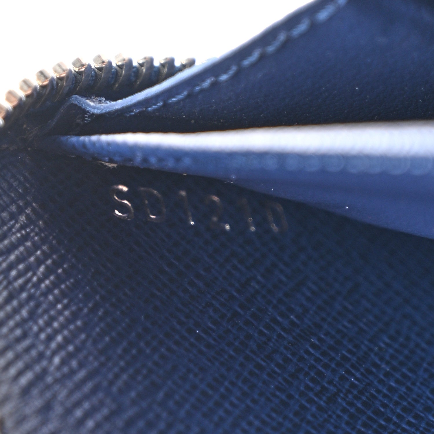 Louis Vuitton Monogram Escale Zippy Wallet Blue Blue 7 of 7