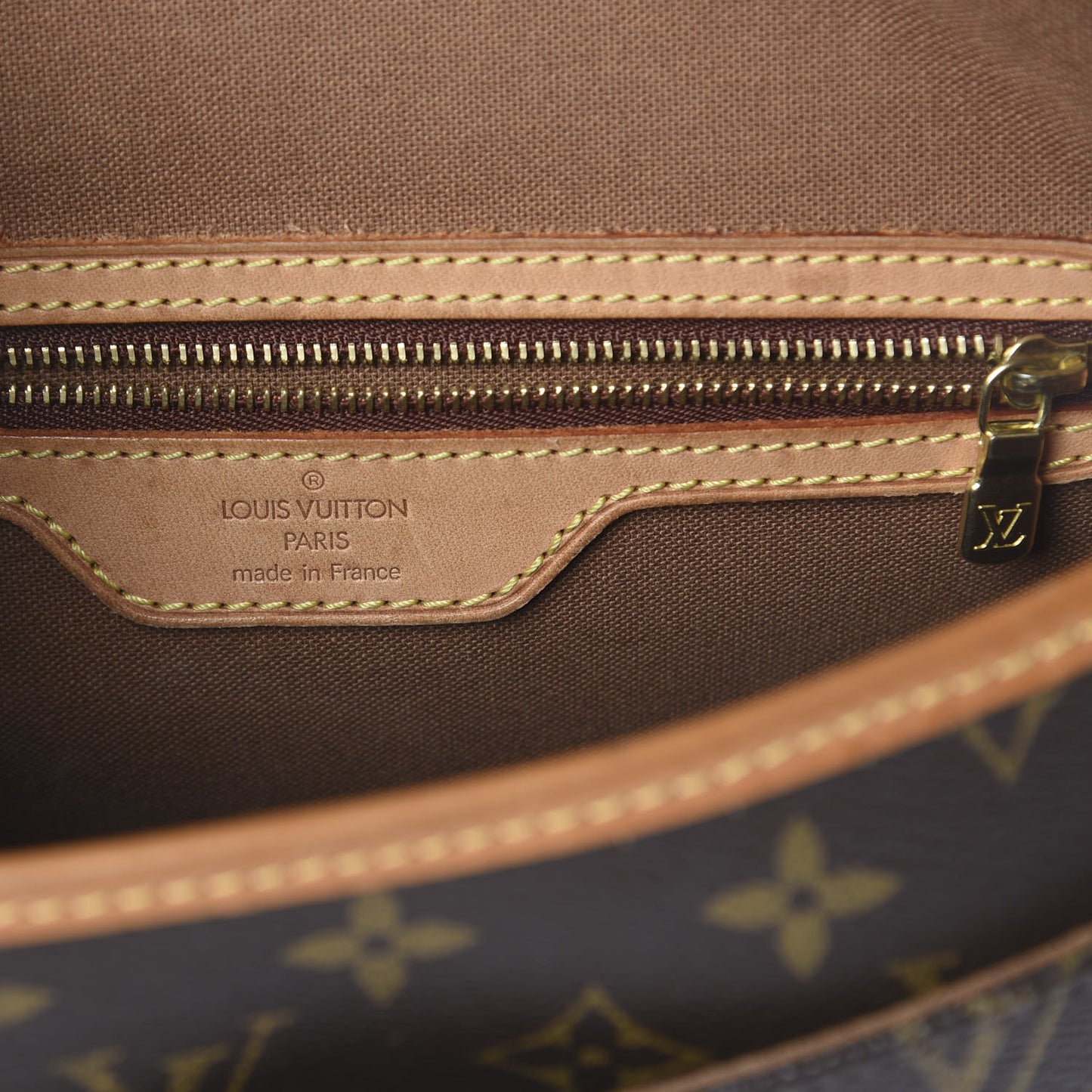 Monogram Sologne