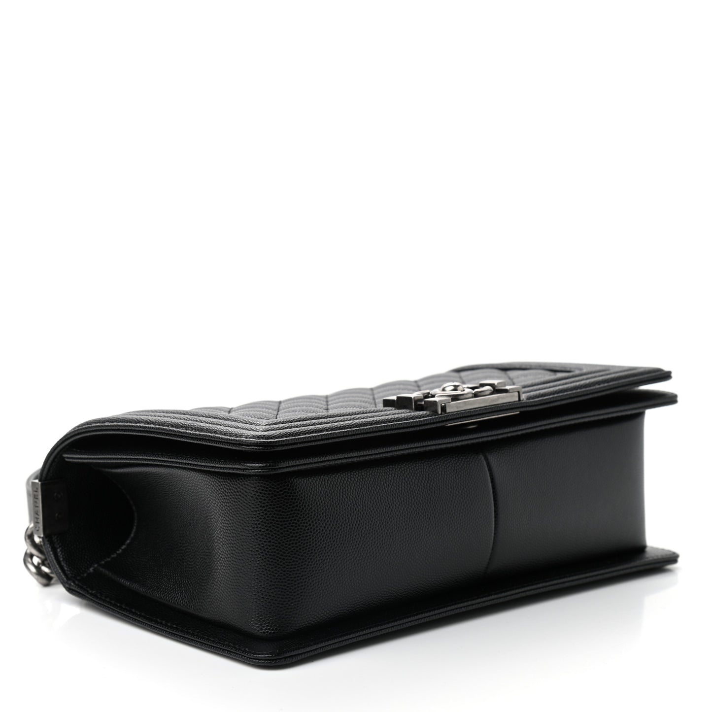 Caviar Quilted Medium Boy Flap Black
