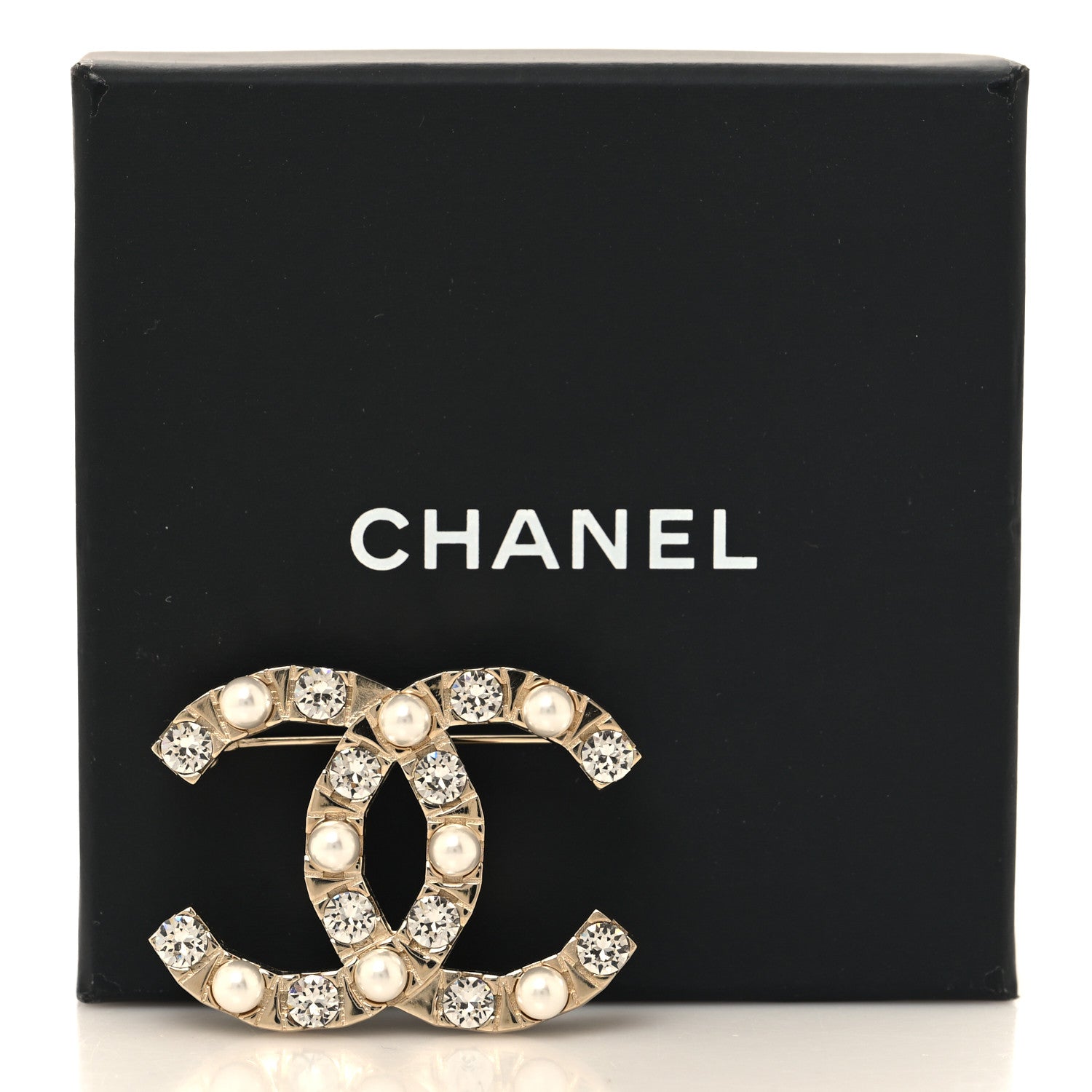 Chanel Crystal Pearl CC Brooch Gold 4 of 4