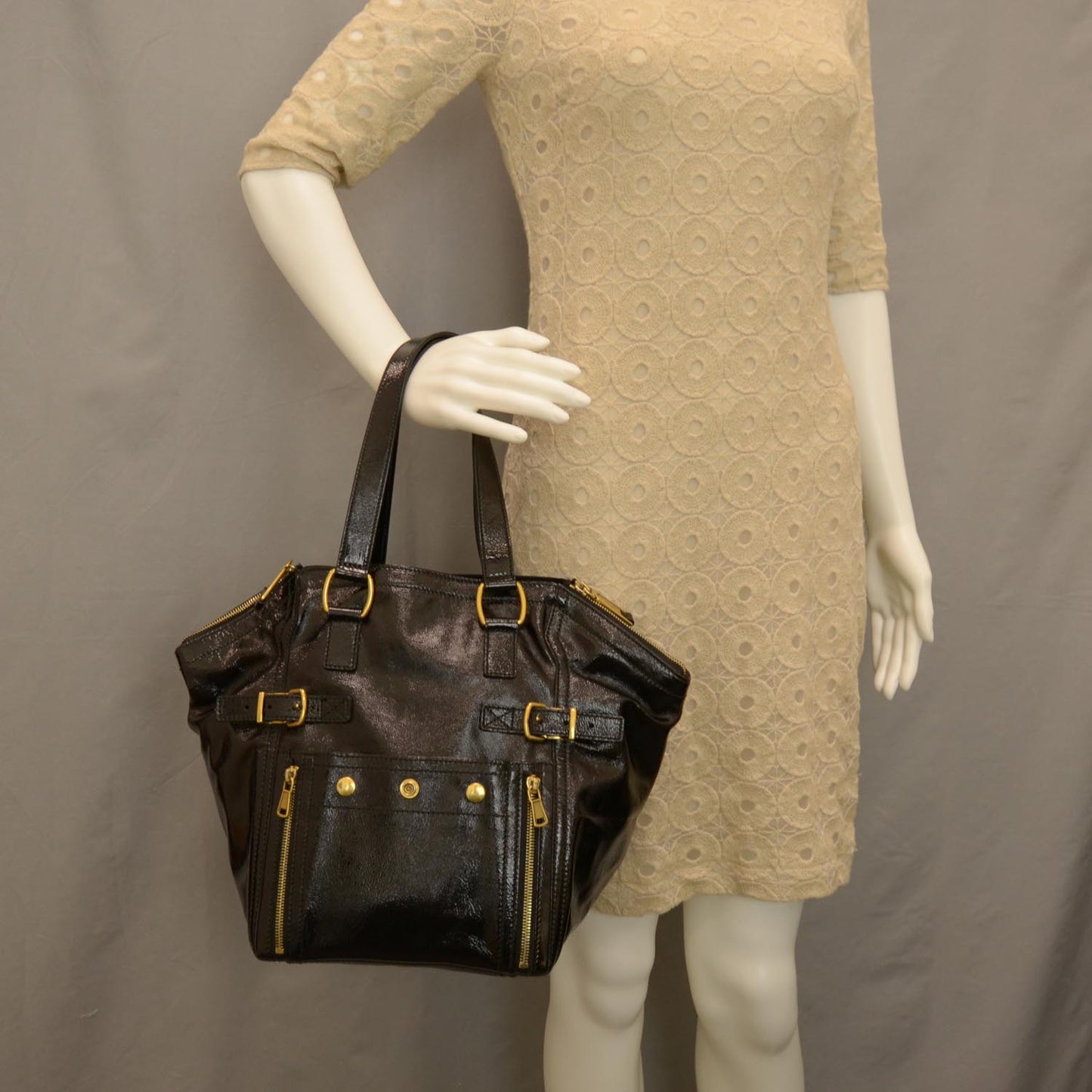 Patent Small Downtown Black