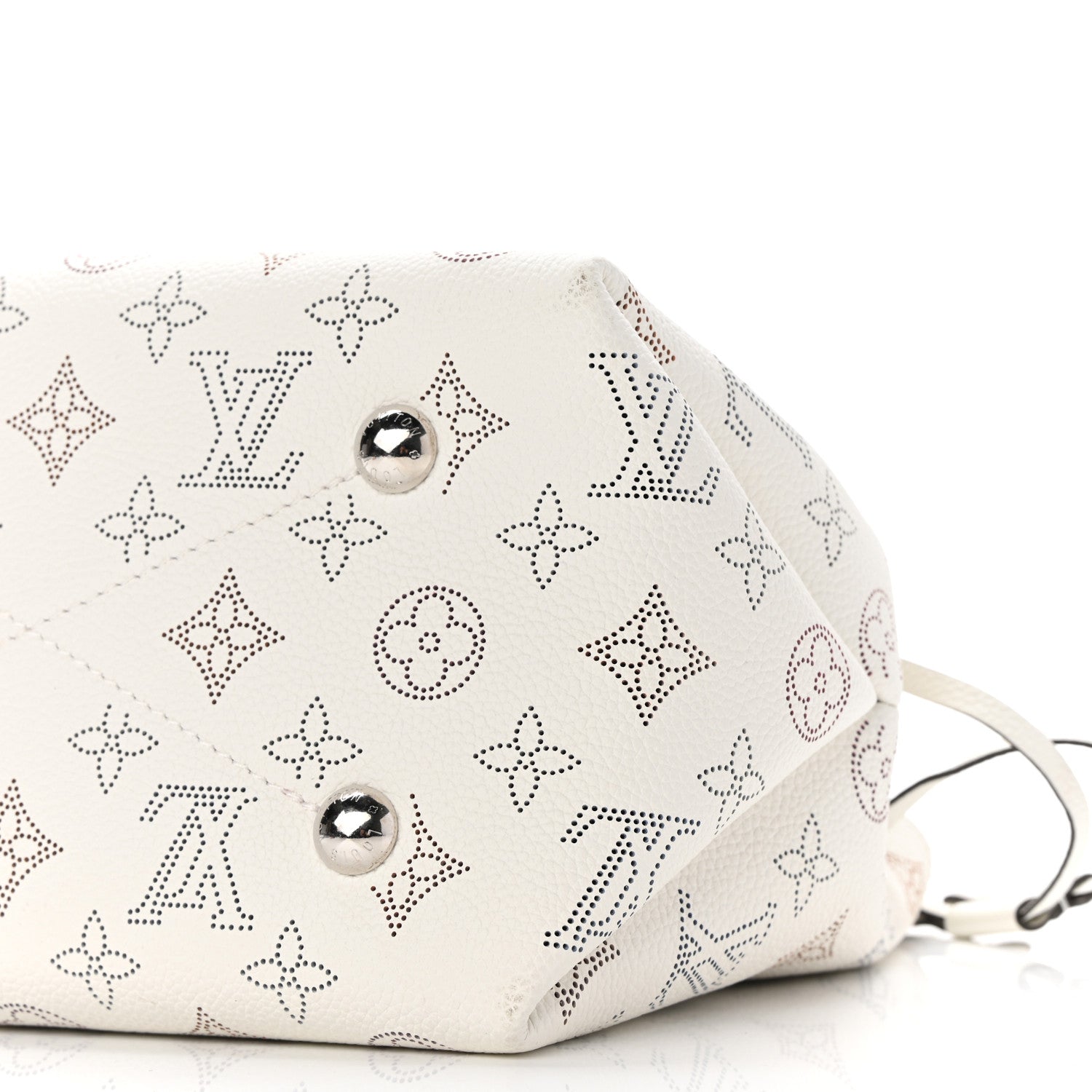 Louis Vuitton Mahina Bella Snow White 10 of 10