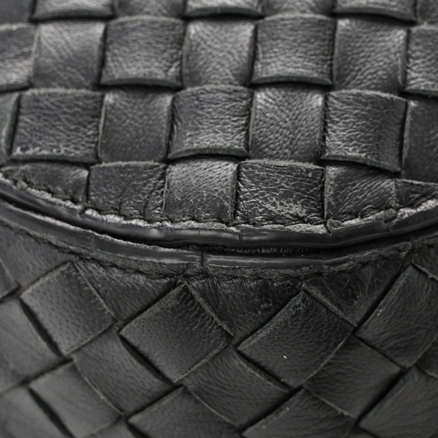 Bottega Veneta Nappa Intrecciato Medium Loop Black 11 of 14