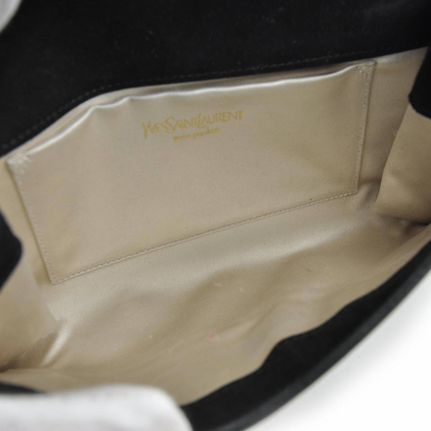 Patent Y-Mail Clutch Black