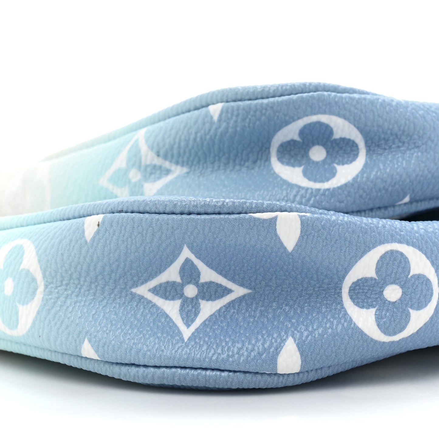 Monogram Giant By The Pool Multi Pochette Accessories Blue