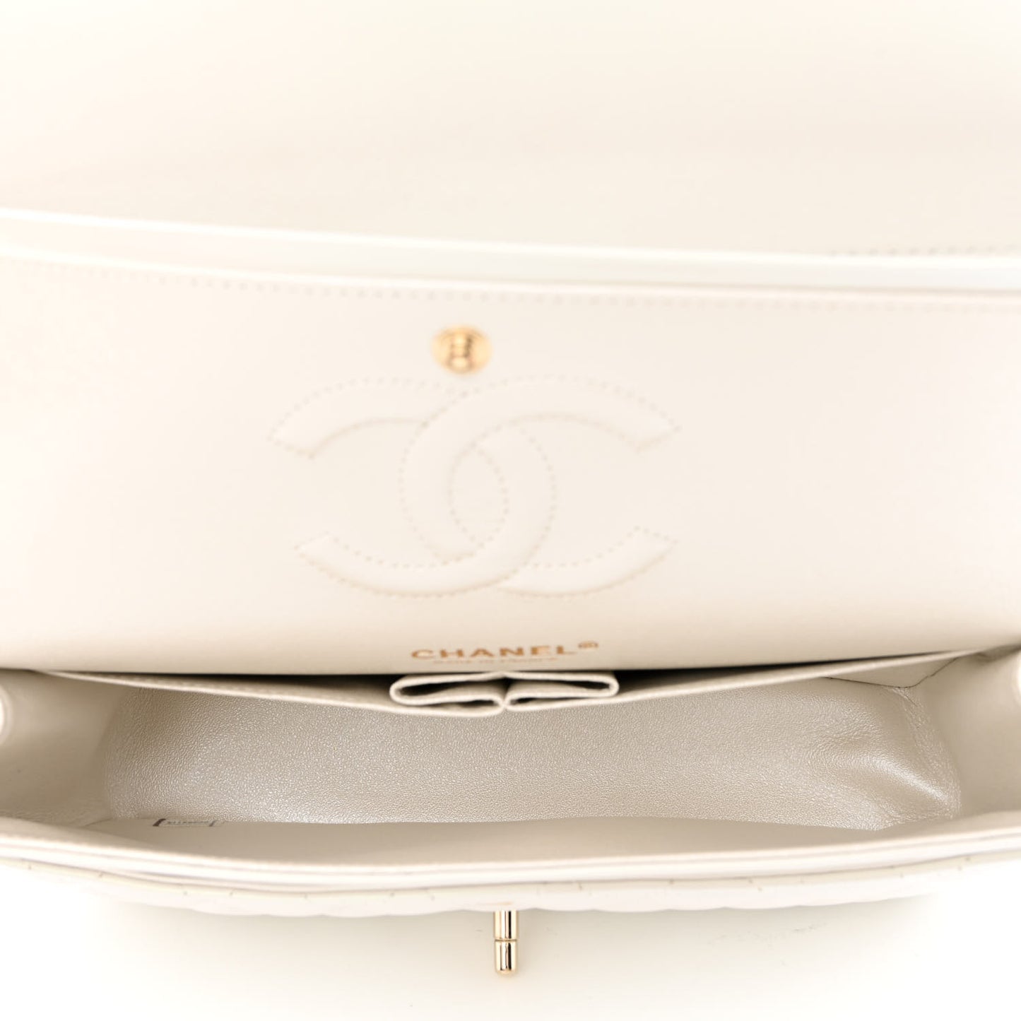 Iridescent Calfskin Quilted Medium Double Flap White