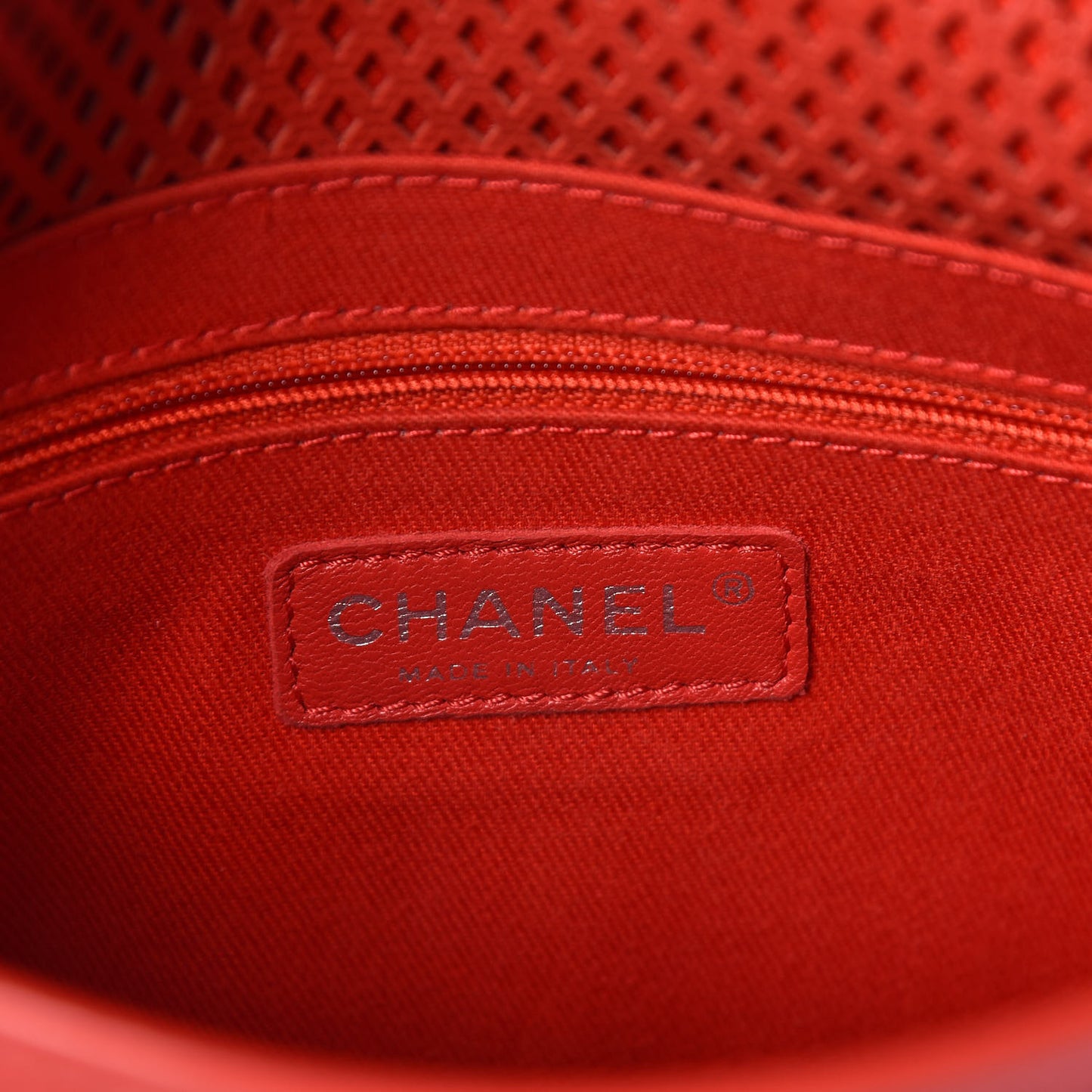 Perforated Calfskin Small Up In The Air Flap Red