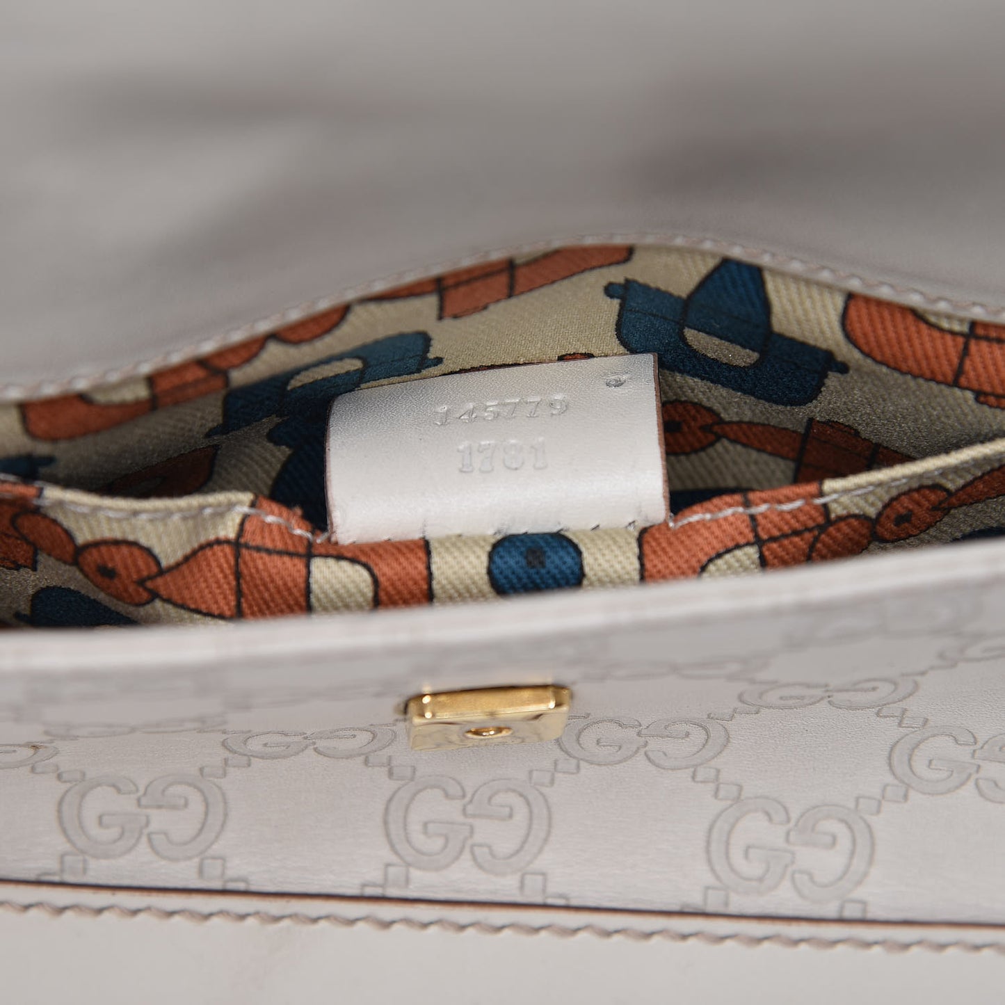 Guccissima Small Shoulder Bag Off White