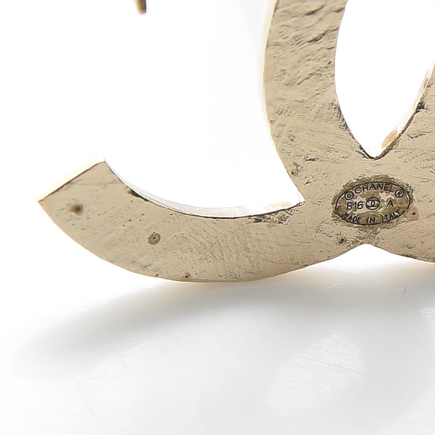 Chanel Quilted CC Brooch Light Gold 5 of 7