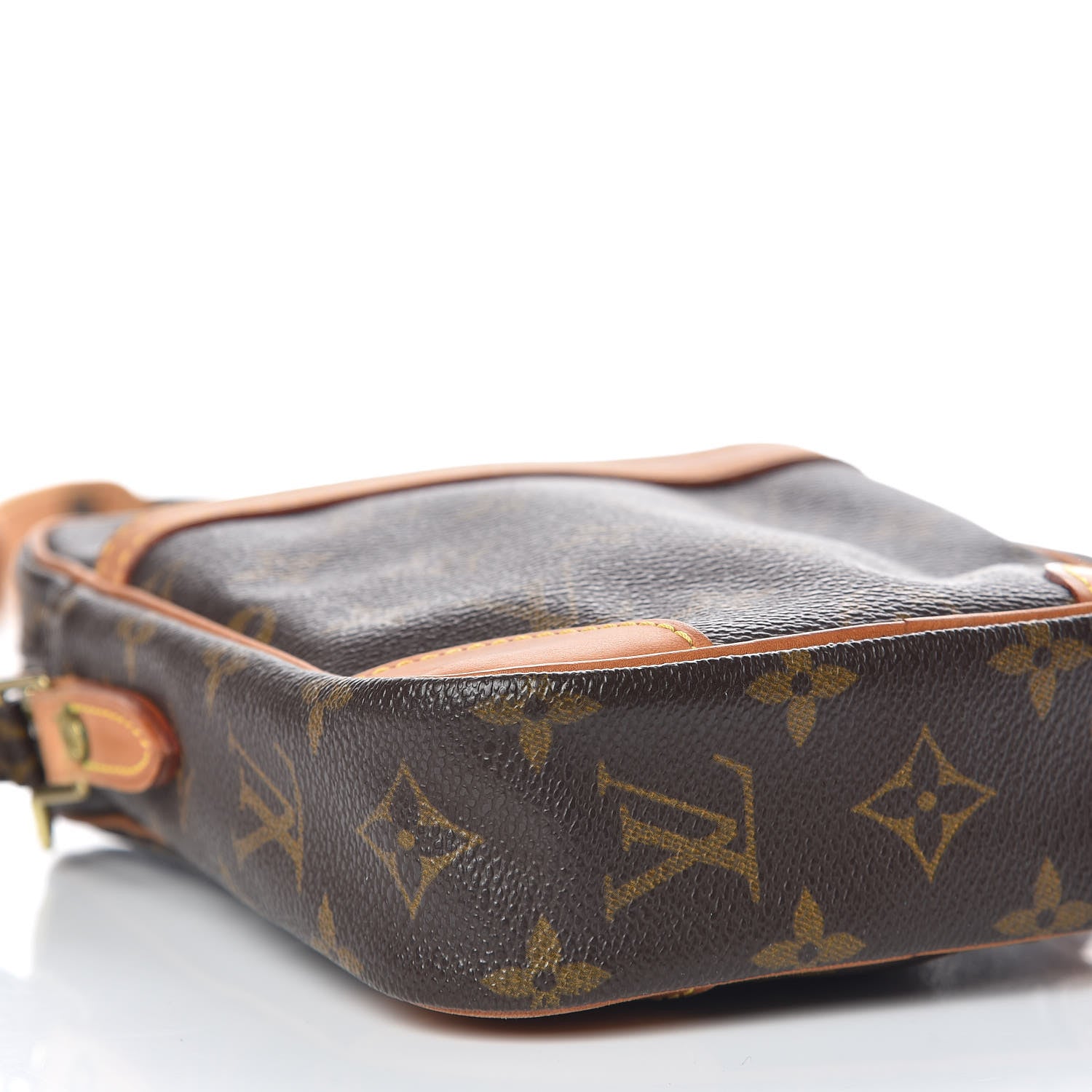 Louis Vuitton Monogram Danube 21 5 of 13