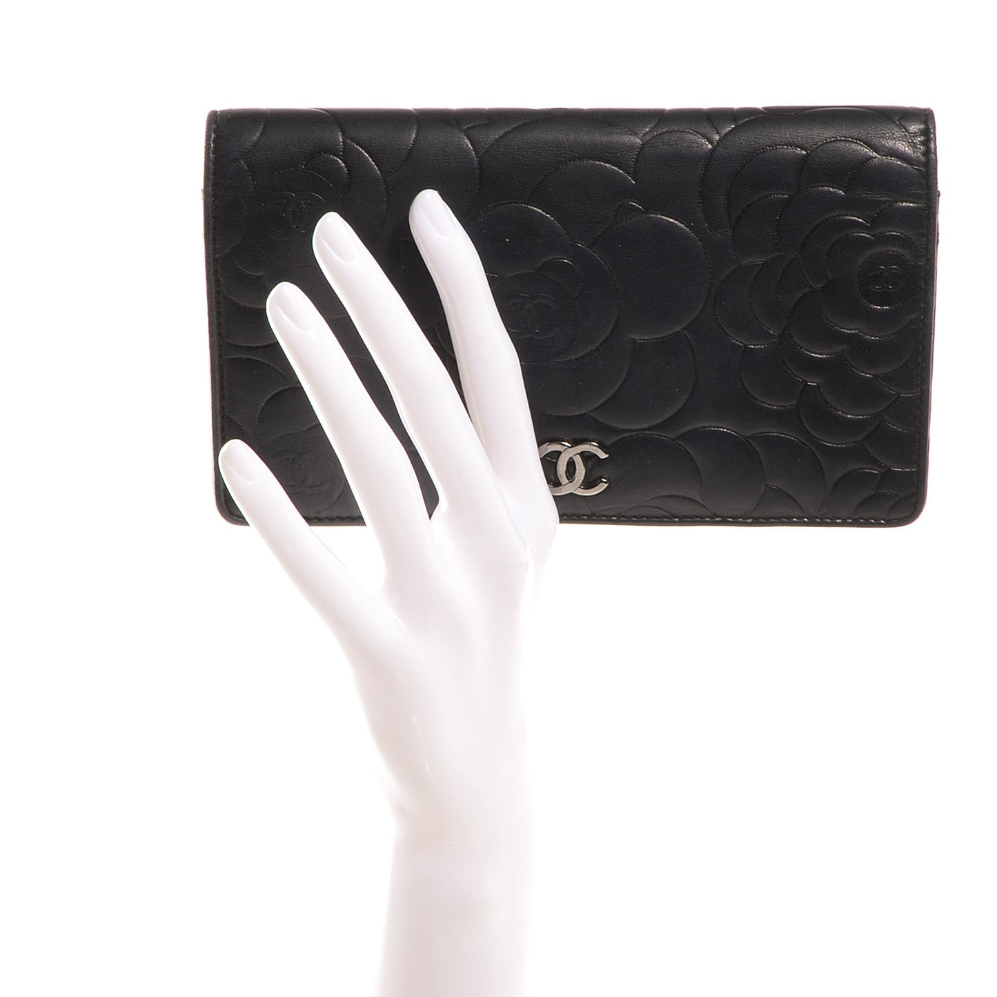 Lambskin Camellia Yen Wallet Black