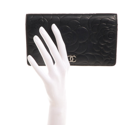 Chanel Lambskin Camellia Yen Wallet Black 2 of 9
