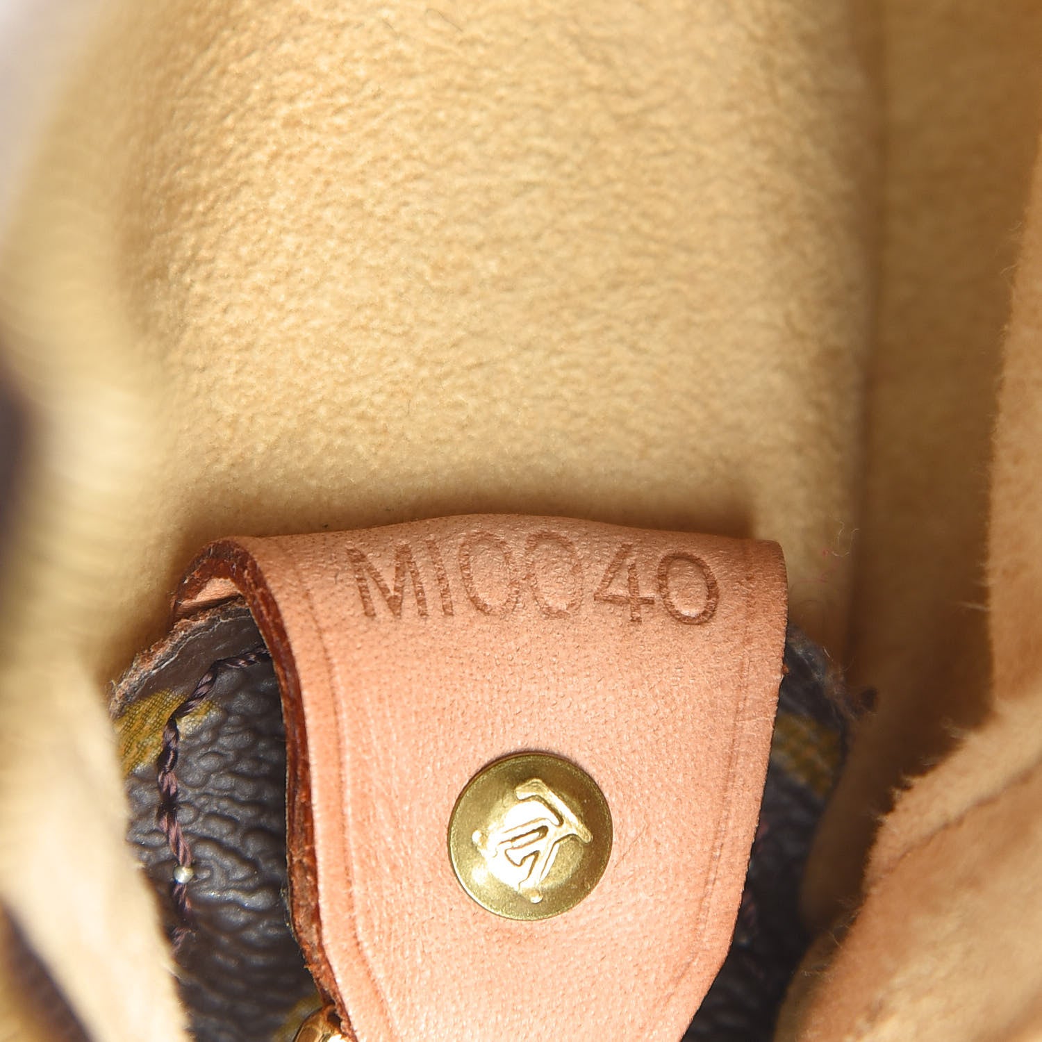 Louis Vuitton Monogram Looping GM 7 of 13