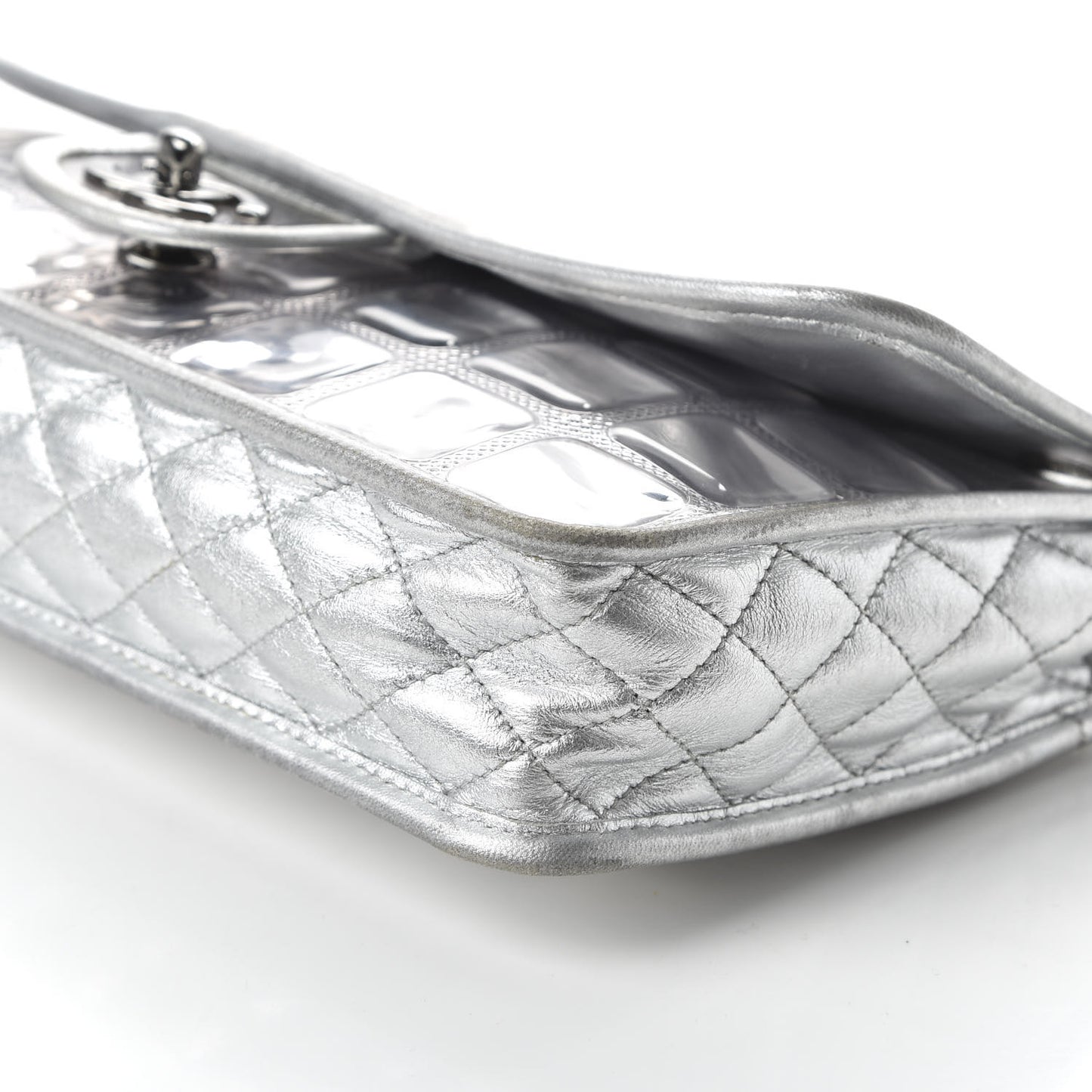 Vinyl Large Ice Cube Flap Silver