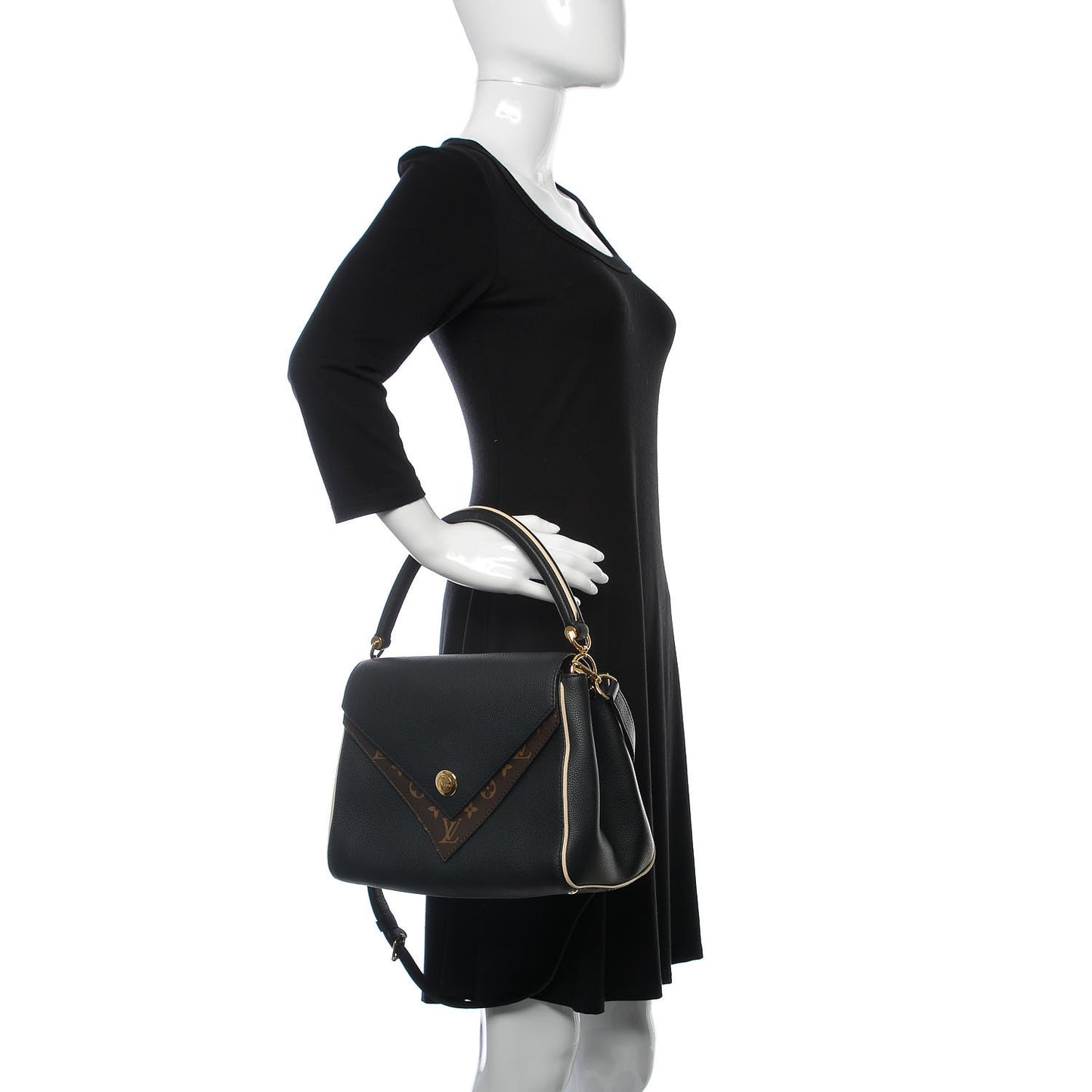 Monogram Double V Black