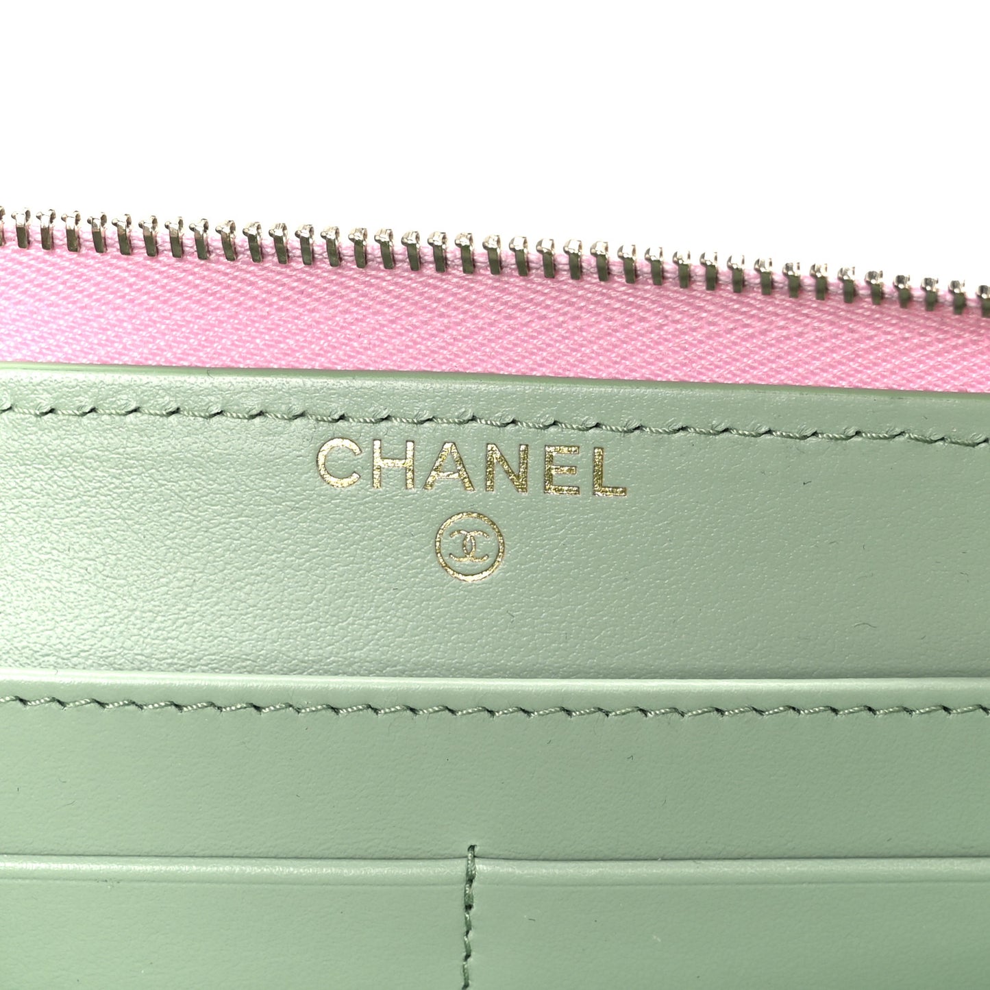 Caviar Quilted Perforated CC Long Zipped Wallet Pink