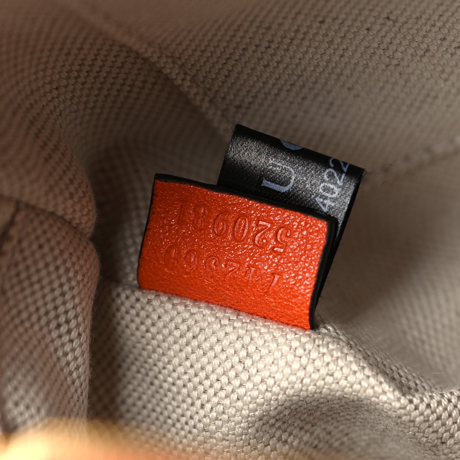 Gucci Sakai Be Green Calfskin Diagonal Stitched Small Blondie Shoulder Bag Orange 7 of 10