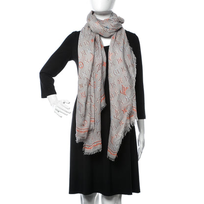 Louis Vuitton Silk Monogram Polka Dots Shawl Gray 2 of 4
