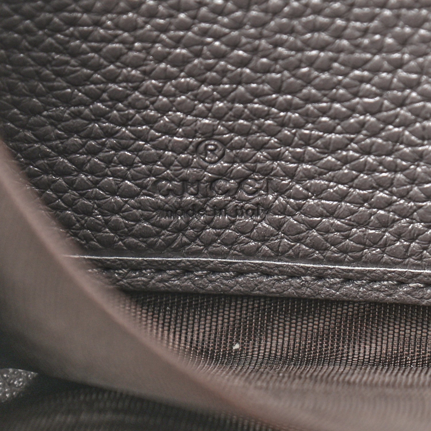 Gucci Grainy Calfskin Zumi Zip Around Wallet Dusty Grey 6 of 7