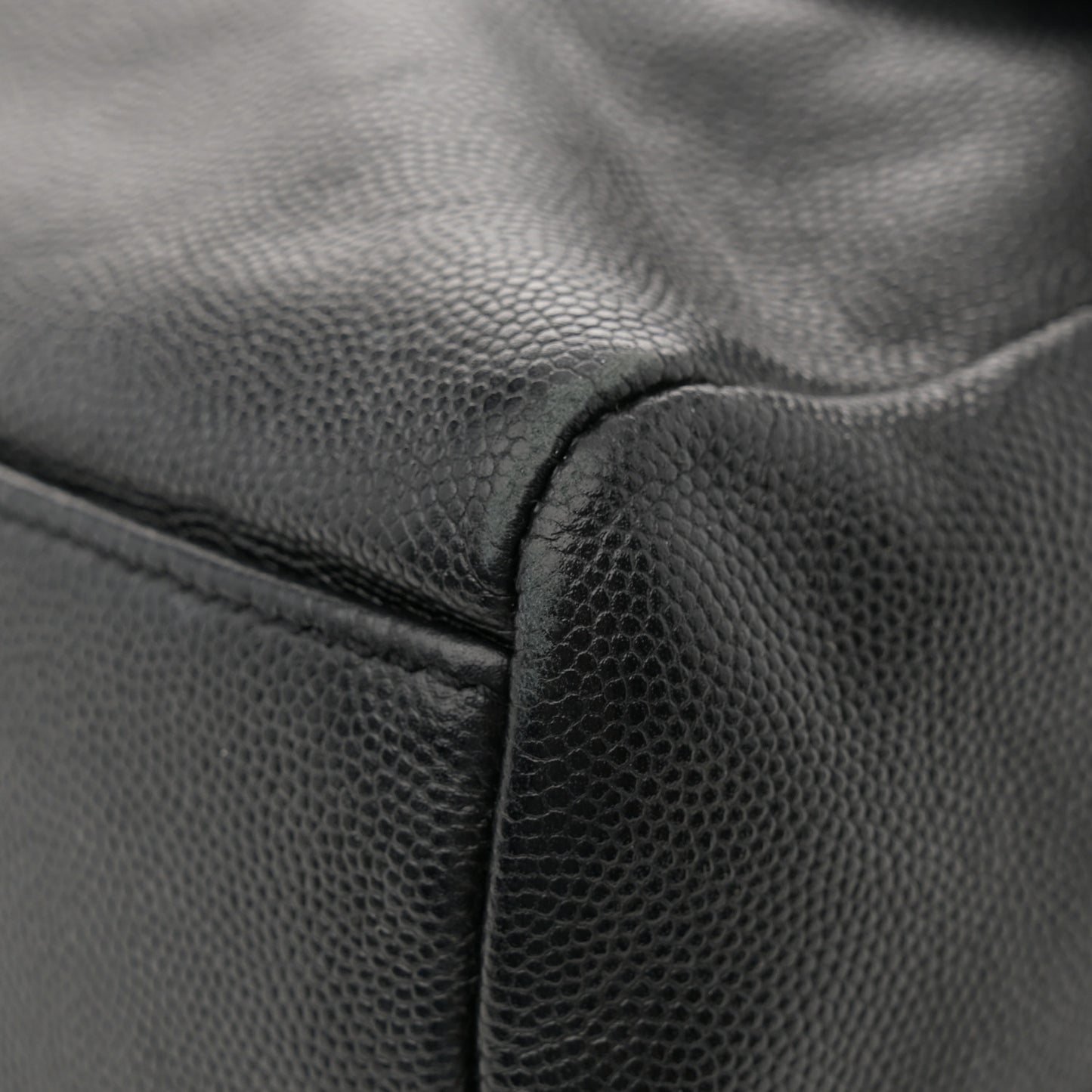 Grain De Poudre Medium West Hollywood Monogram Fold-Over Black