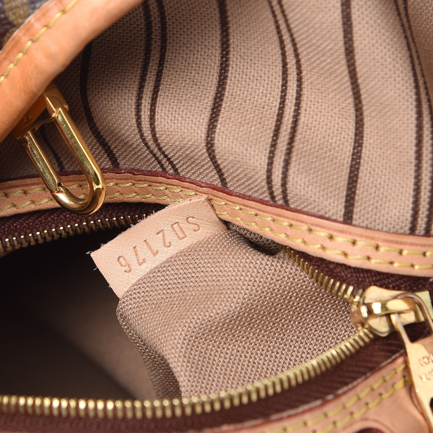 Louis Vuitton Monogram Delightful MM 8 of 21
