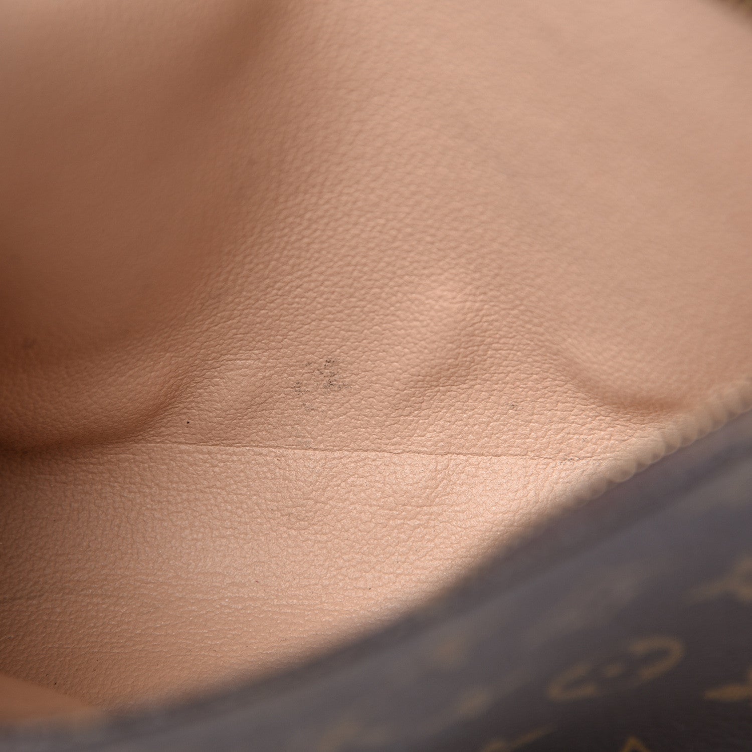 Louis Vuitton Monogram Toiletry Pouch 19 8 of 13
