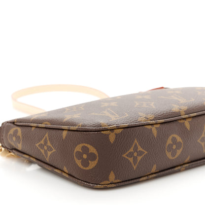Louis Vuitton Monogram Chain Pochette Accessories 8 of 9