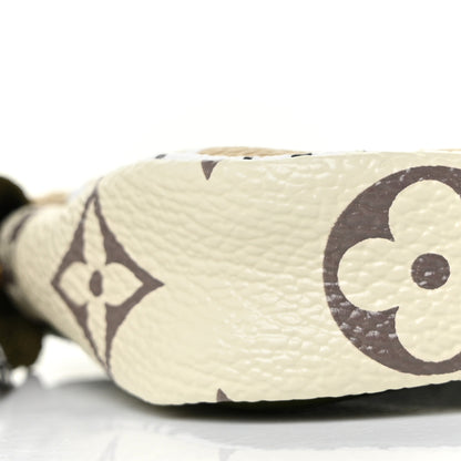 Louis Vuitton Monogram Giant Micro Pochette Accessories Kaki White 7 of 9