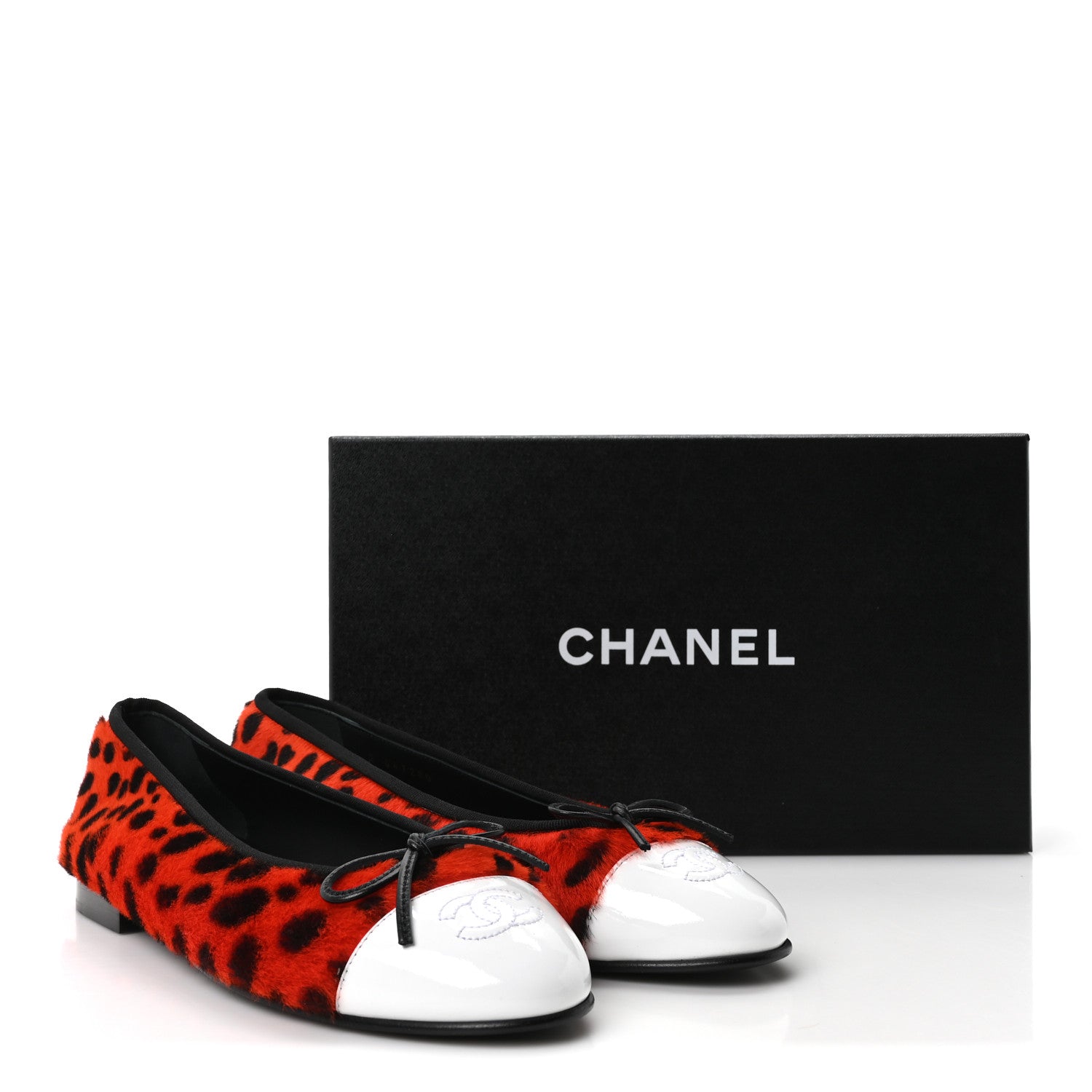 Chanel Pony Hair Patent Calfskin Cap Toe CC Ballerina Flats 39 Orange Black White 10 of 10