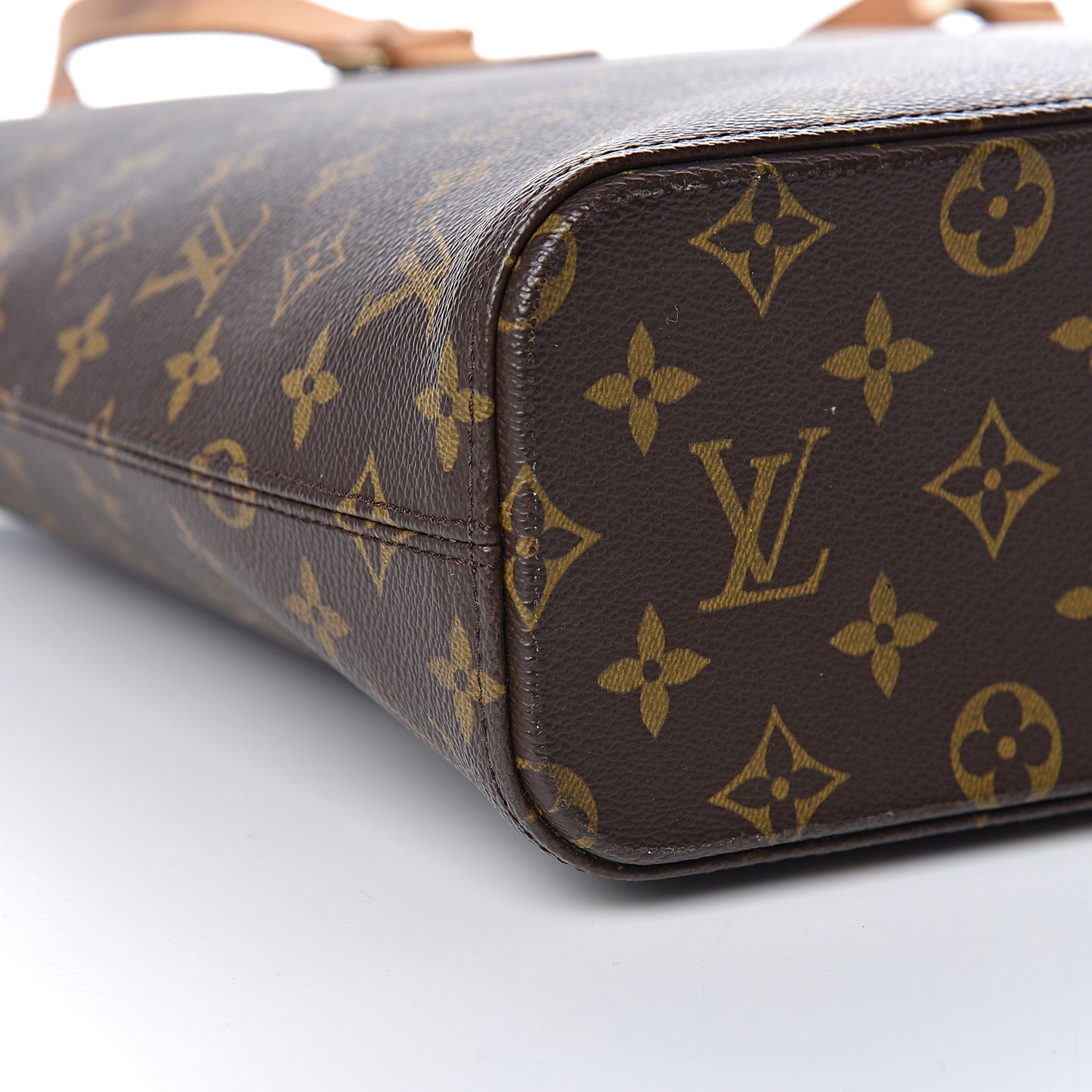 Monogram Luco