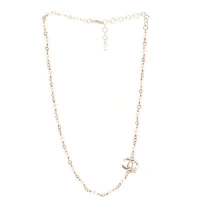 Chanel Pearl Crystal CC Flower Necklace Pearly White Light Gold 3 of 5