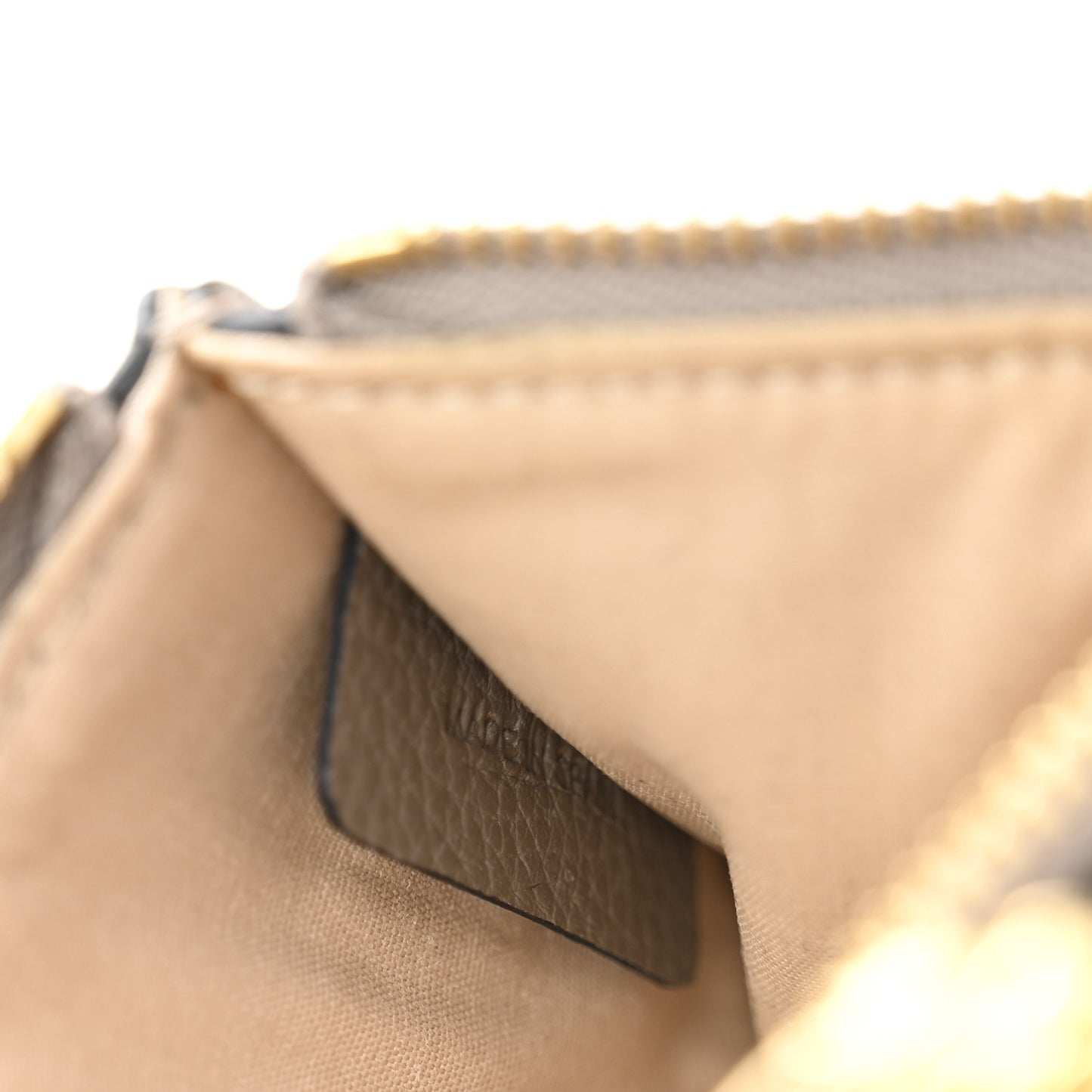 Grained Calfskin Drew Card Holder Motty Grey
