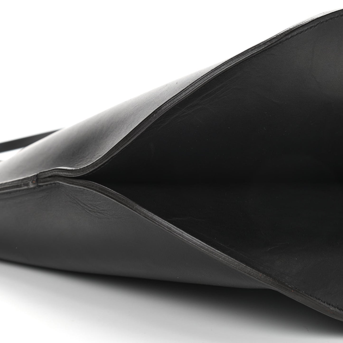Natural Calfskin Curved Shoulder Bag Black