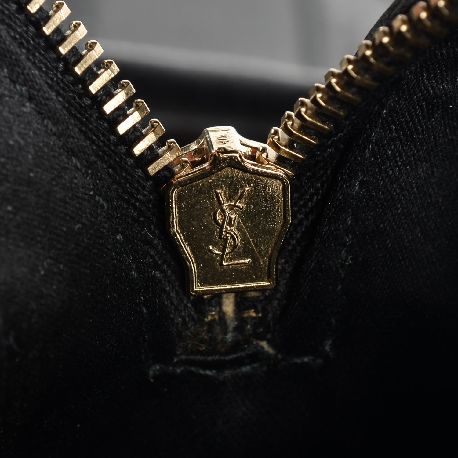 Saint Laurent Calfskin Oversized Muse Black 9 of 10