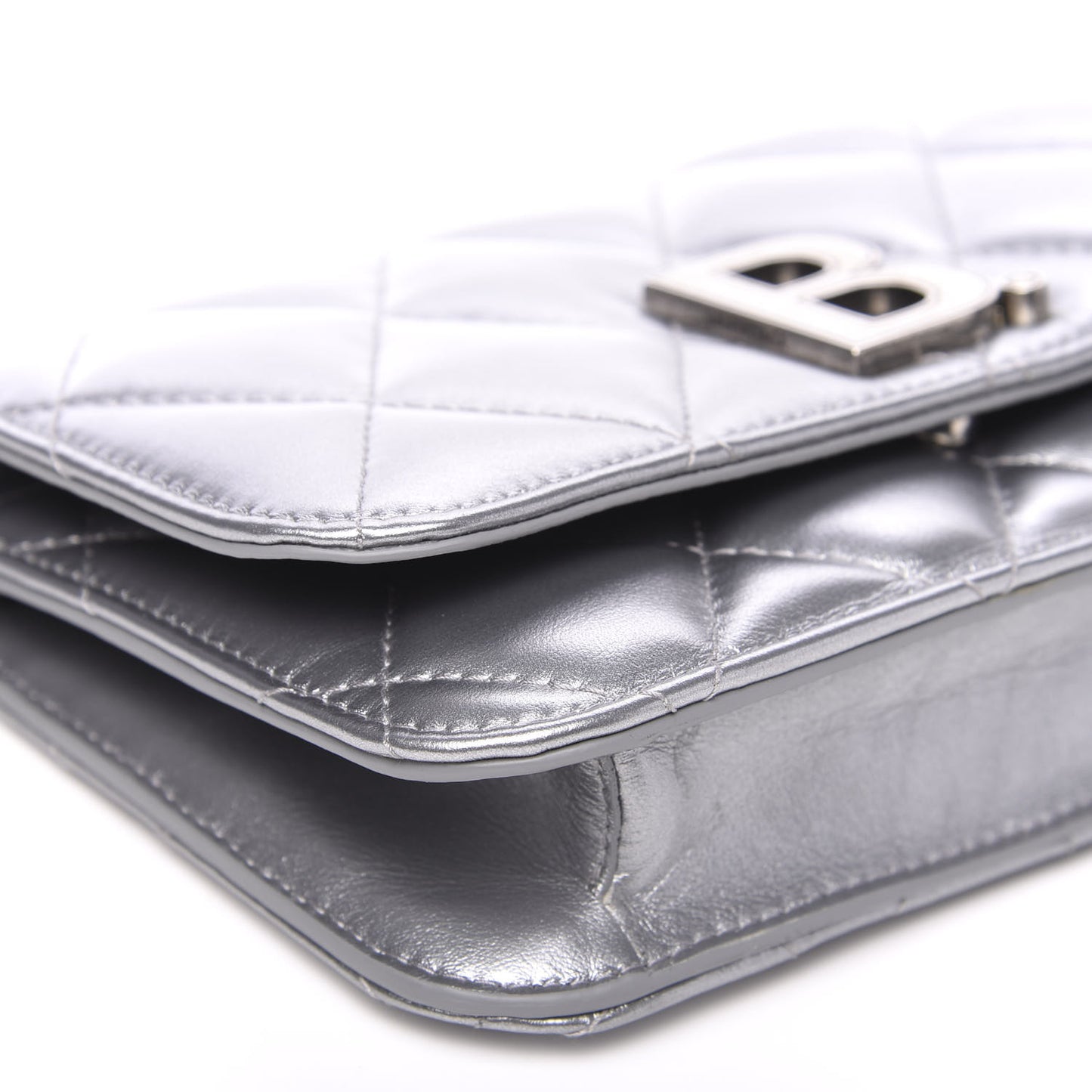 Metallic Calfskin Quilted Touch B Wallet On Chain Silver