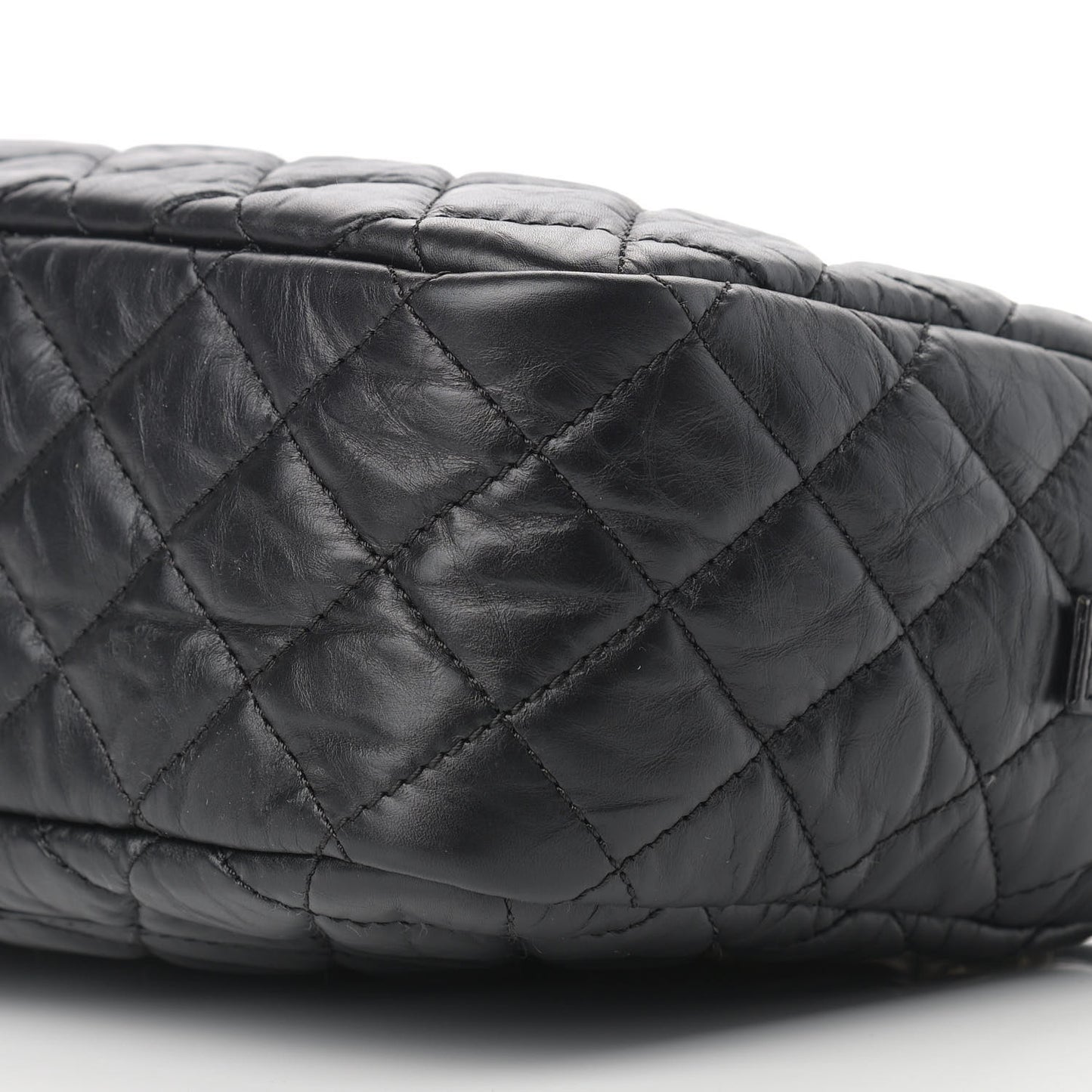 Aged Calfskin Quilted Medium Reissue Camera Case Black