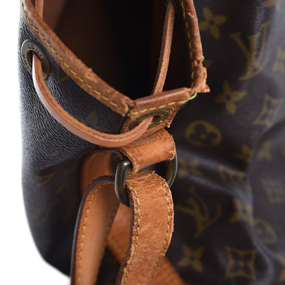 Louis Vuitton Monogram Noe 21 of 24