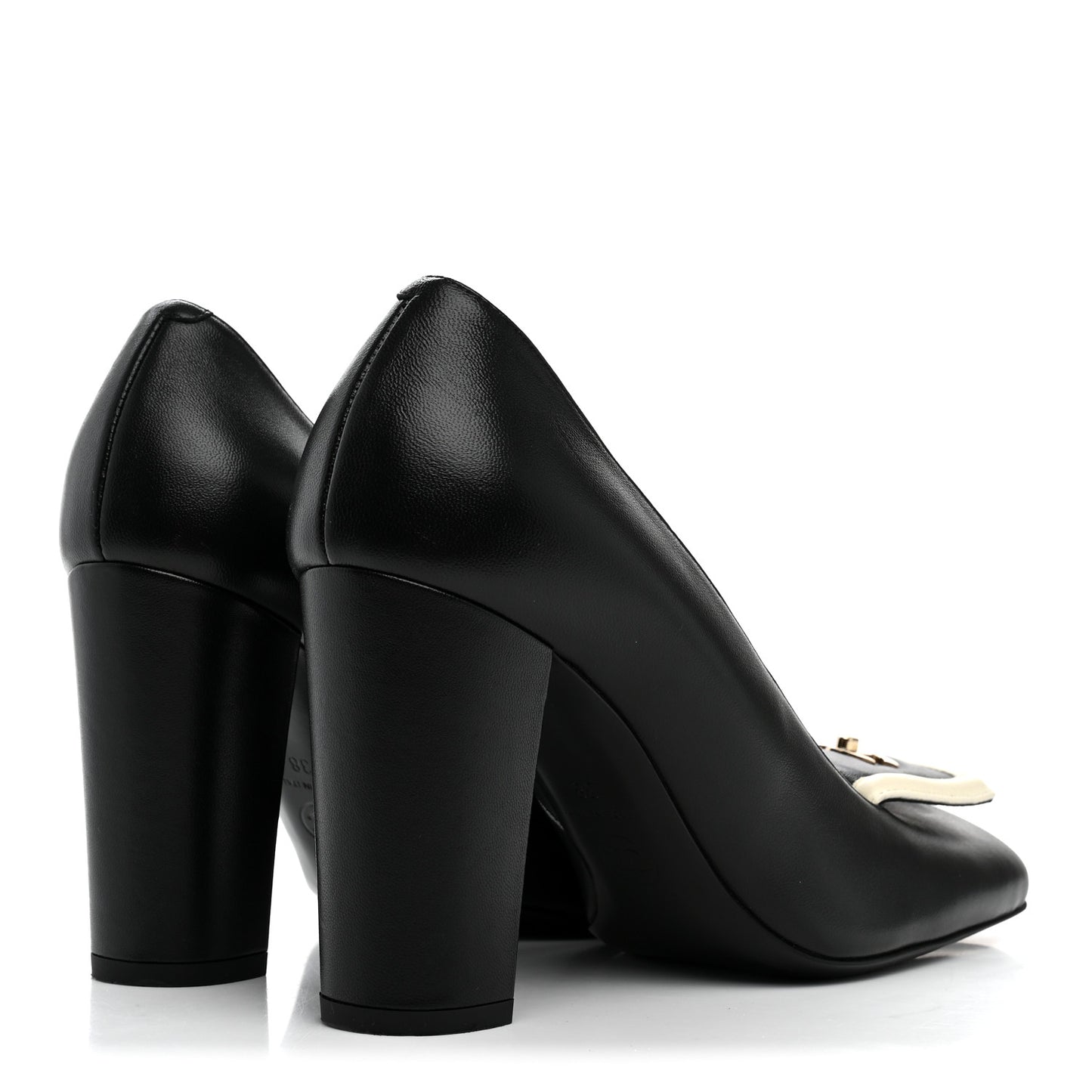 Lambskin Turnlock CC Pumps 38 Black Ivory