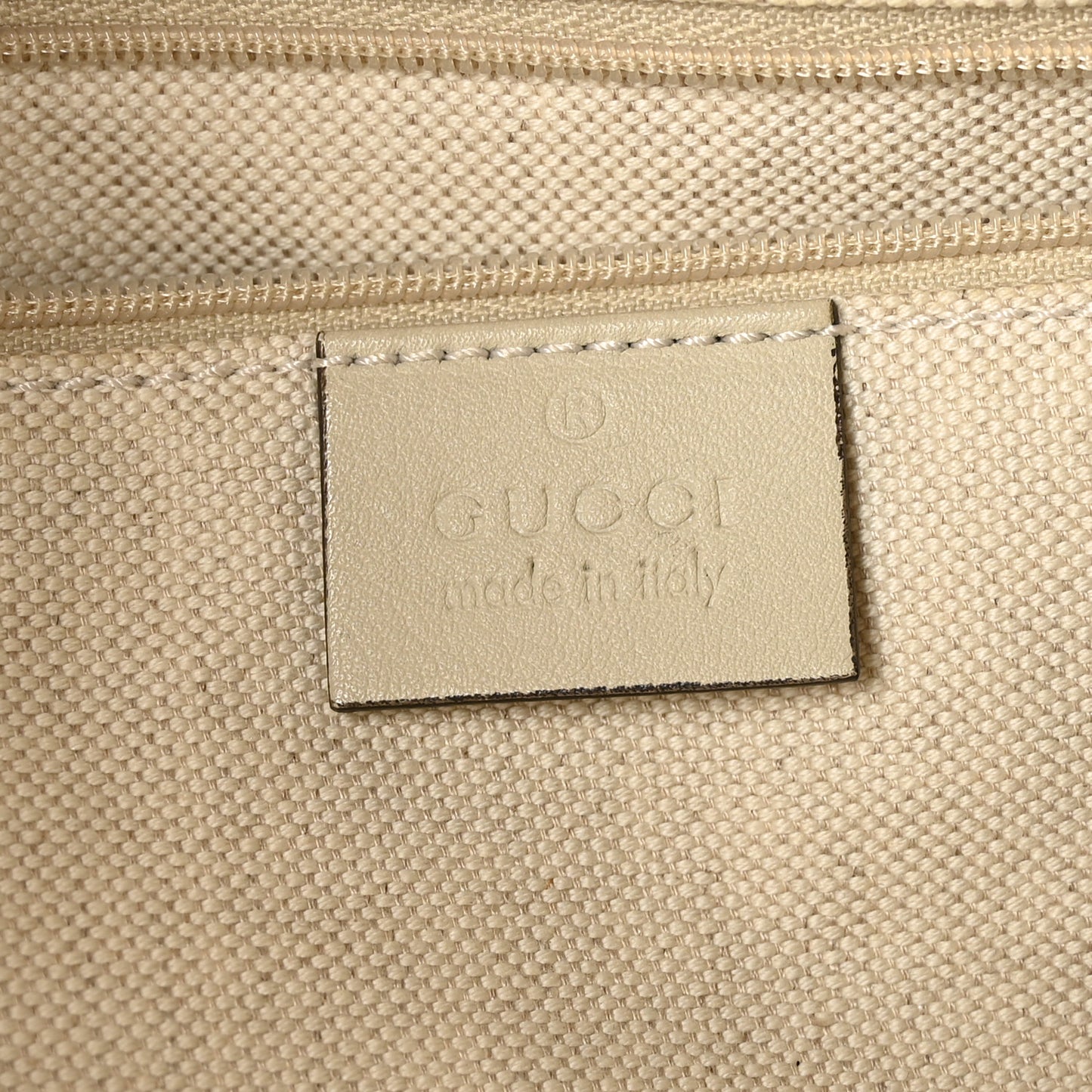 Guccissima Medium Sukey Tote Mystic White