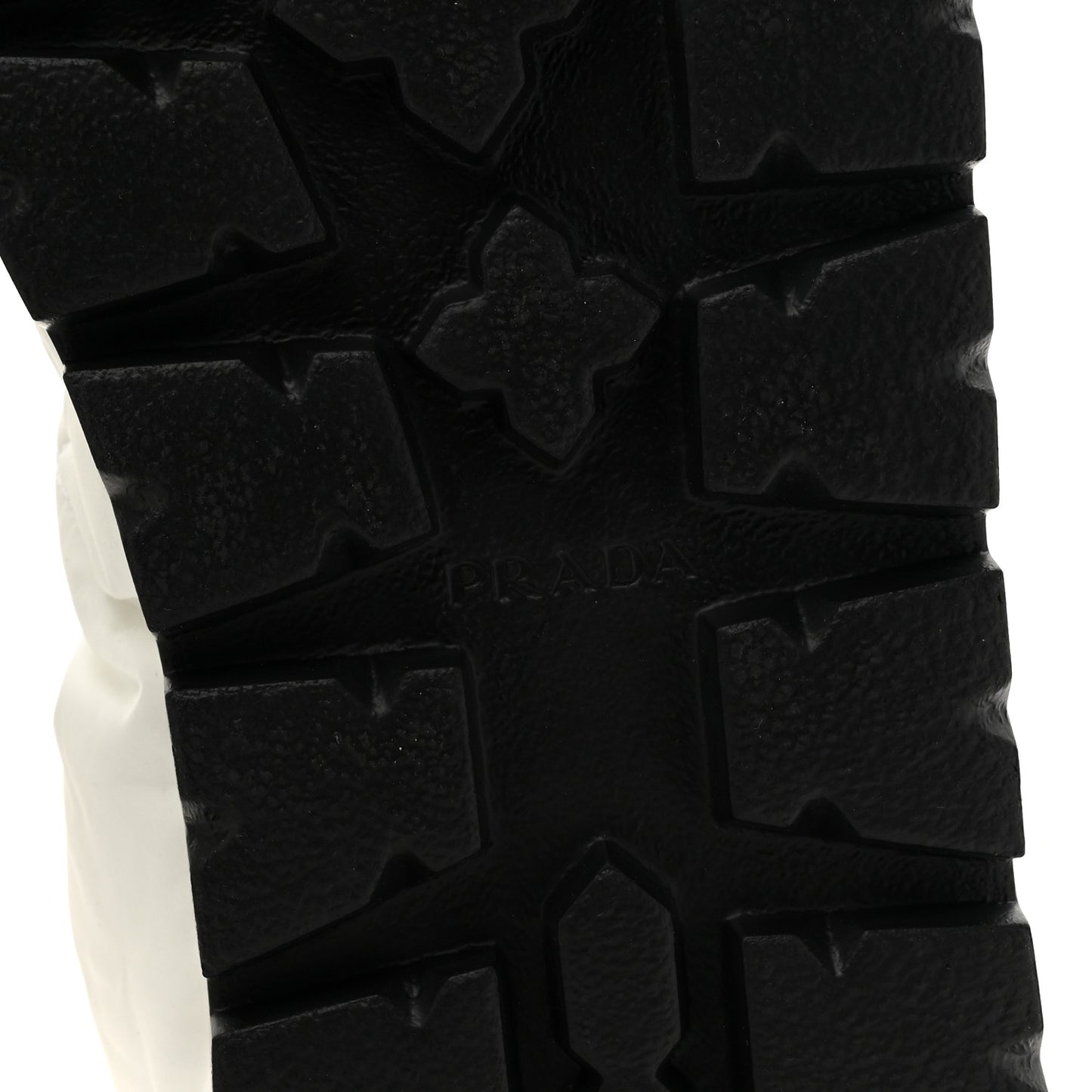 Re-Nylon Piuma Triangle Logo Padded Drawcord 20mm Snow Boots 40 White