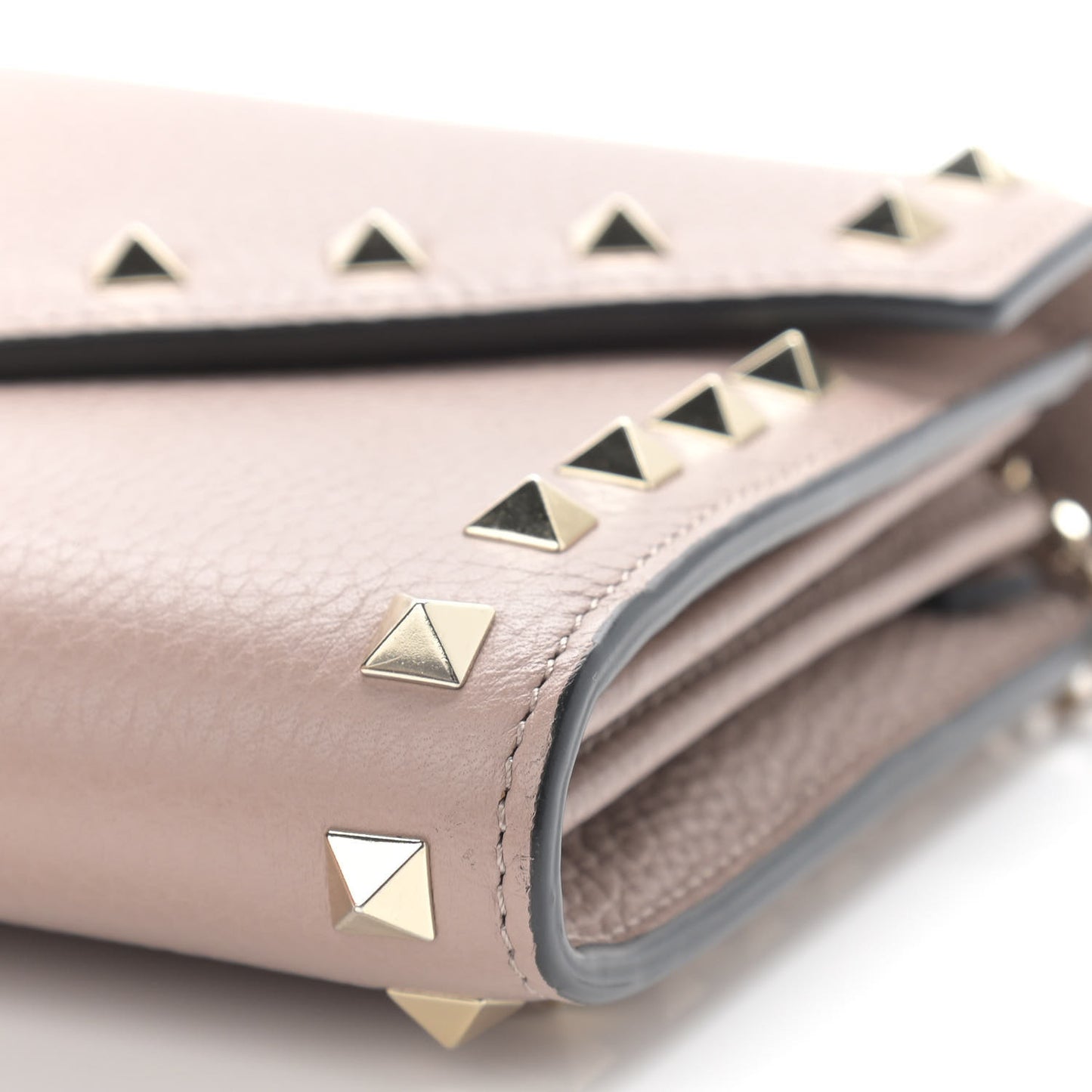 Pebbled Calfskin Rockstud Envelope Wallet on Chain Poudre