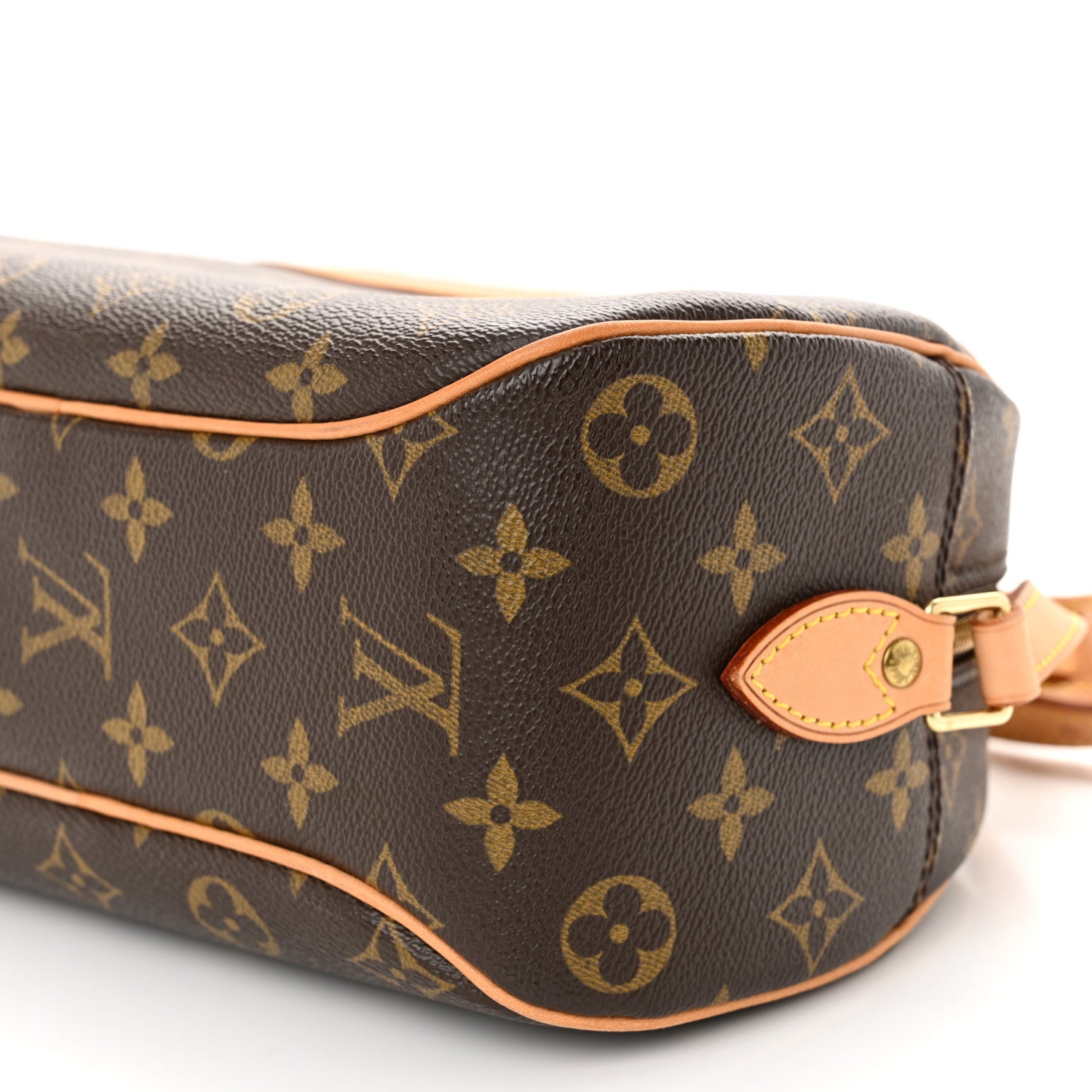 Louis Vuitton Monogram Blois 9 of 9