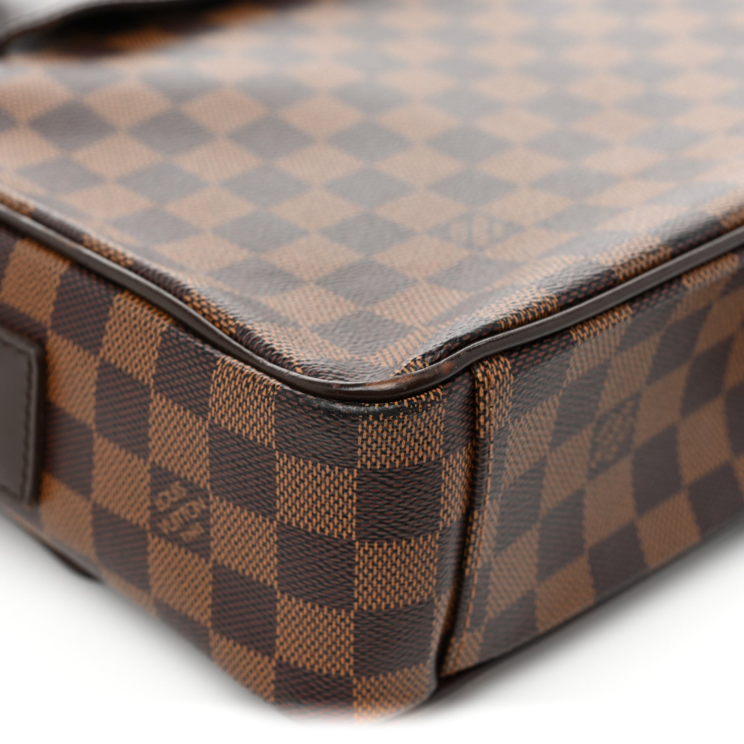 Louis Vuitton Damier Ebene Shelton MM 14 of 17